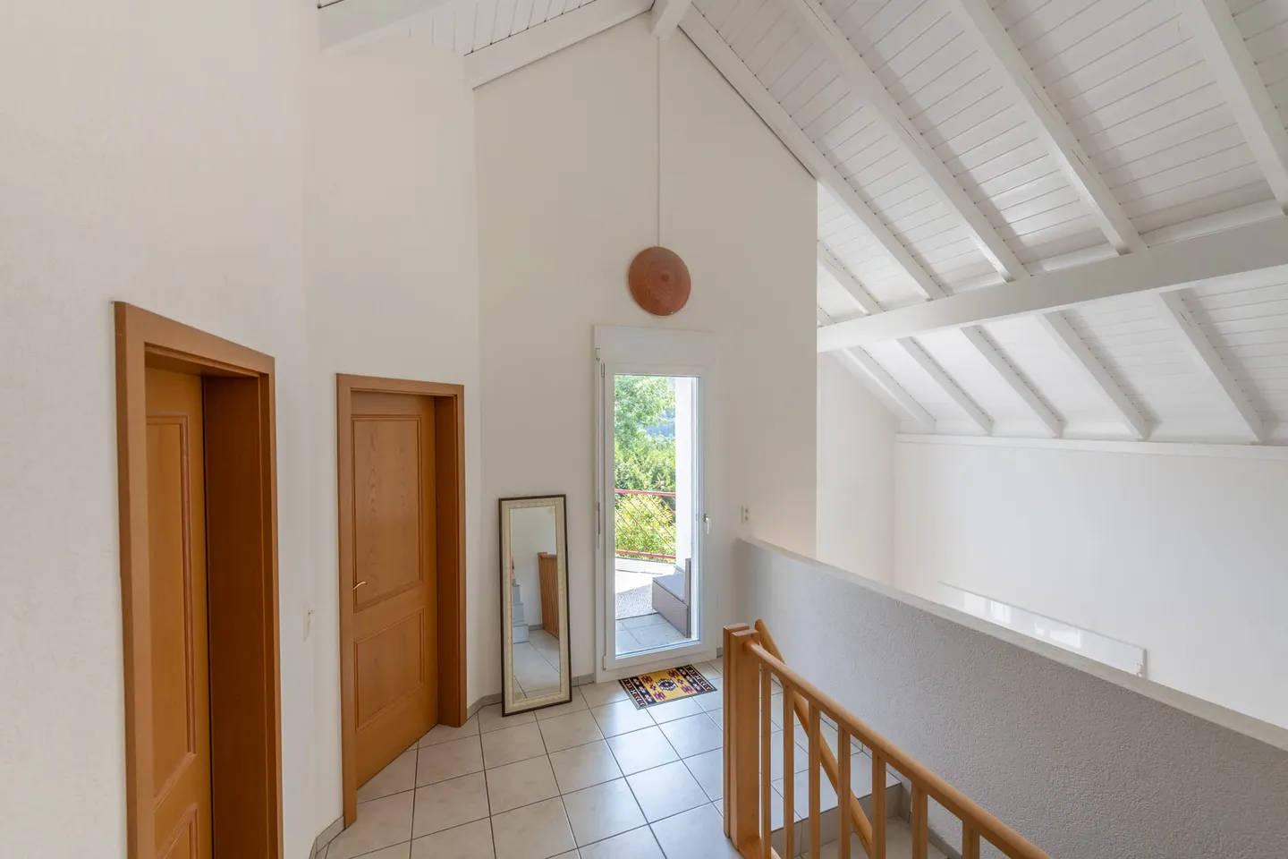 Il comfort abitativo incontra la vista panoramica - casa spaziosa in una posizione tranquilla - Foto 11 di 13