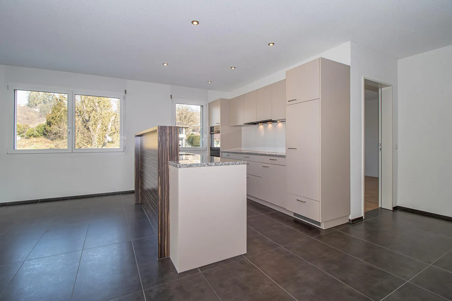 Attractive 3.5-room apartment in Altbüron - Photo 3 of 11