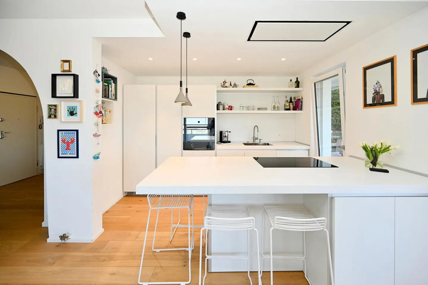 Refined Apartment with Garden and View of Lake Lugano - Photo 10 of 19