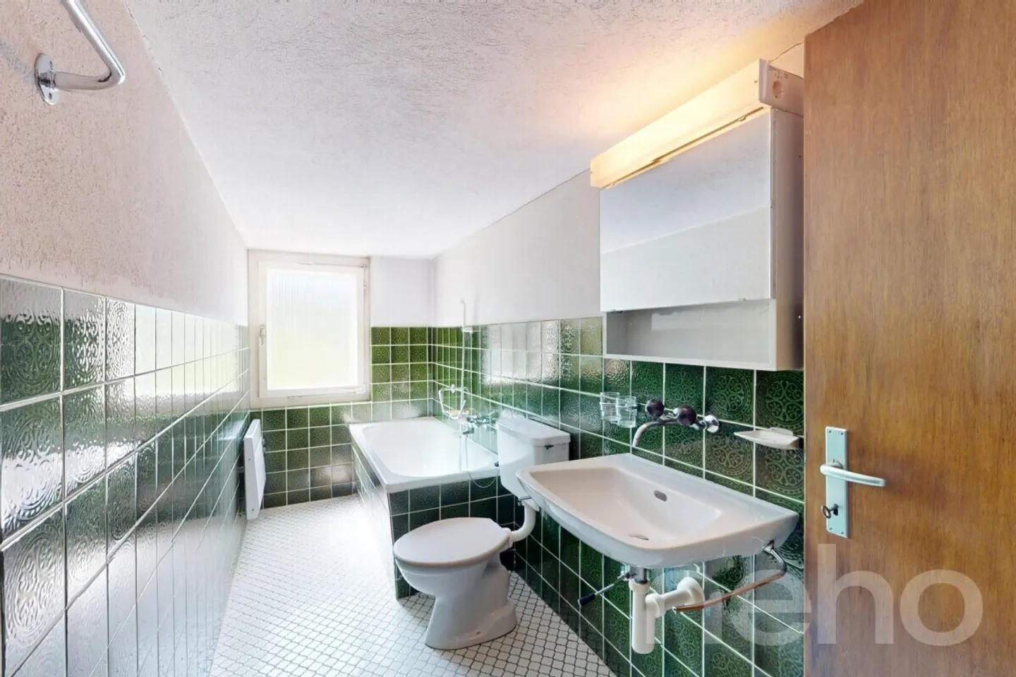 Corner Townhouse Fischenthal - Photo 10 of 11