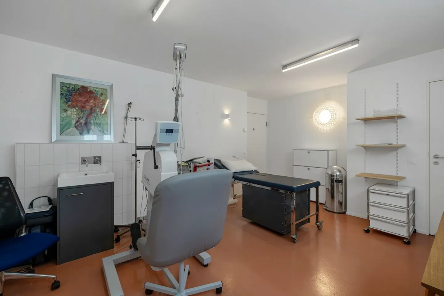 A causa di un trasloco: ampia e moderna pratica in vendita con PPs - Foto 7 di 17