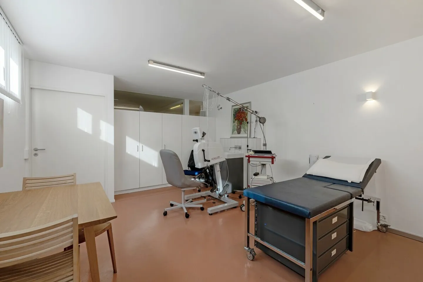 A causa di un trasloco: ampia e moderna pratica in vendita con PPs - Foto 10 di 17