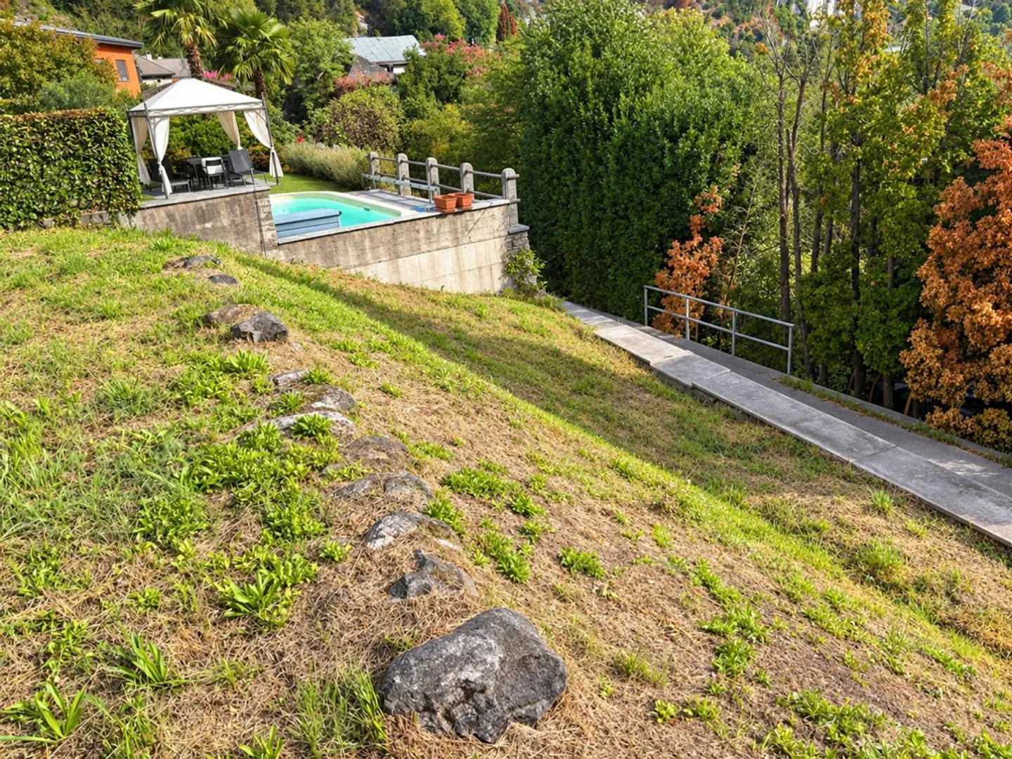 Bauland mit Gebäude von 629 m2 / Bauland von 629 m2 ... - Foto 3 von 15