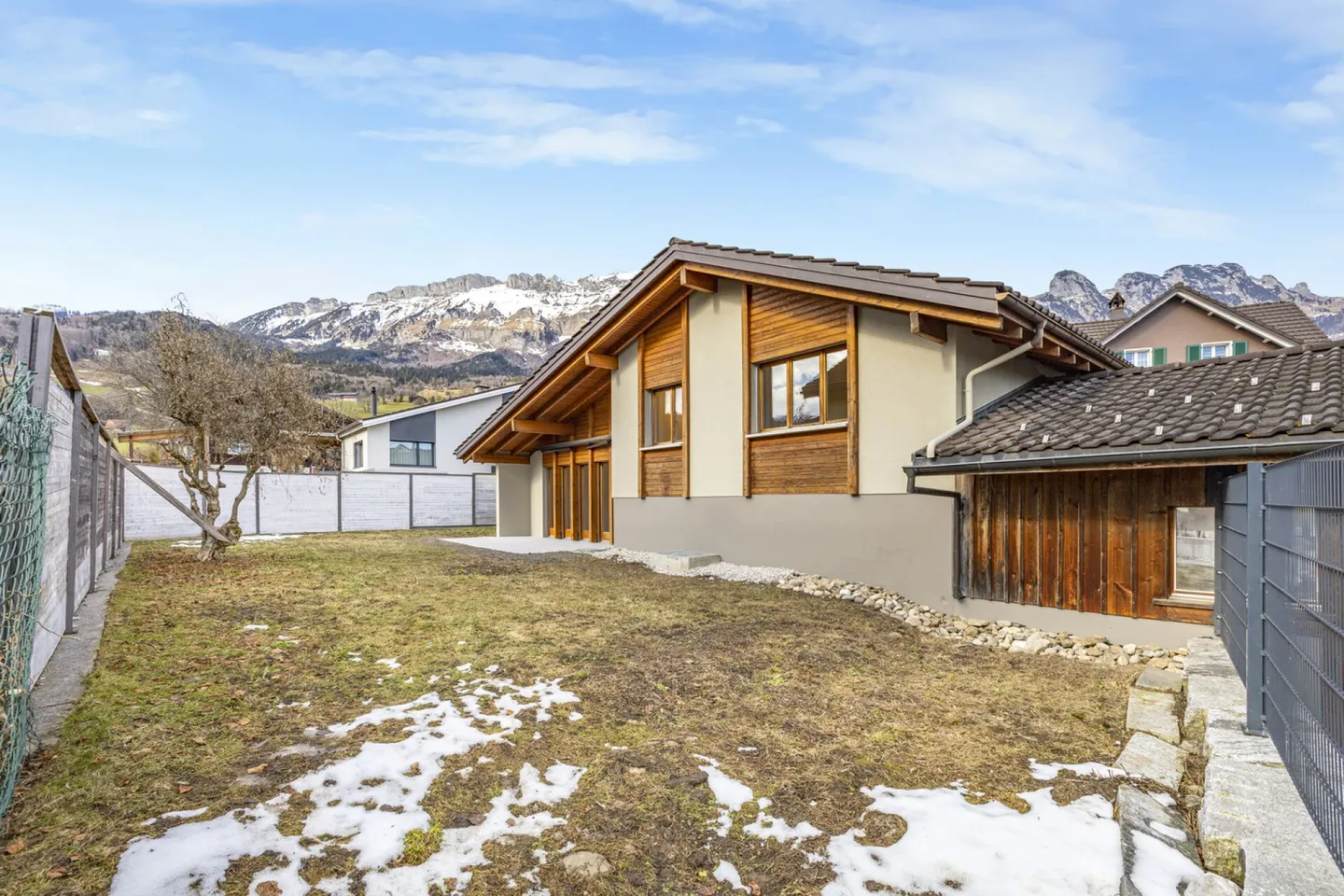 Maison individuelle de 4,5 pièces fraîchement rénovée - Photo 7 sur 22