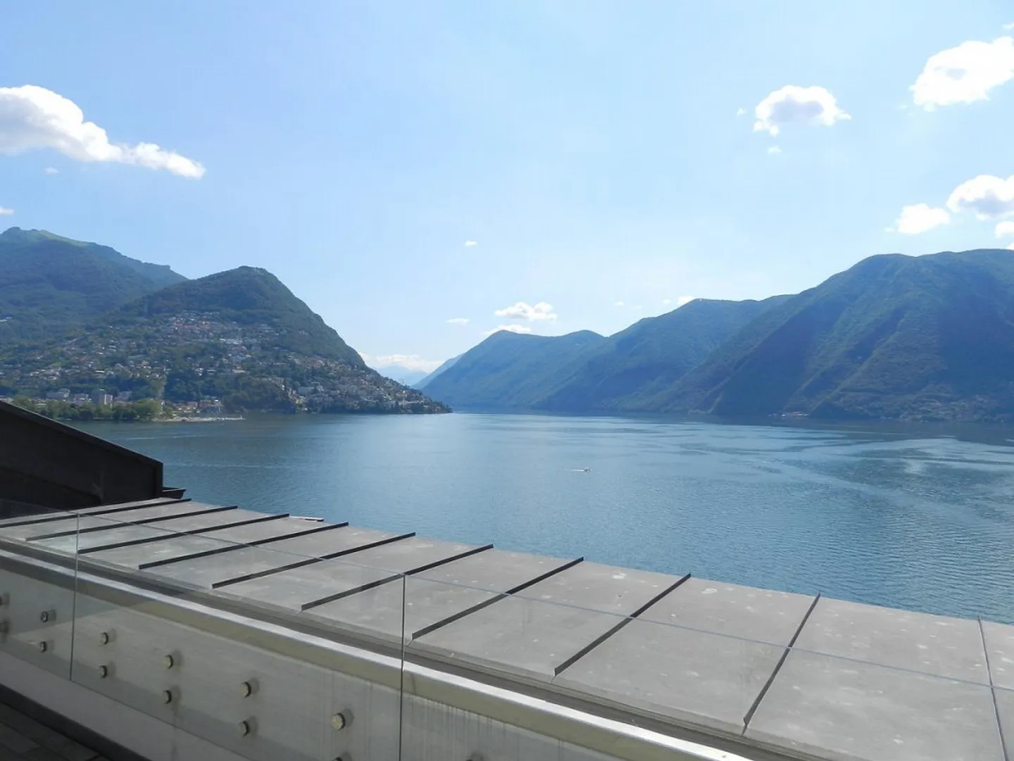 Penthouse for sale - Photo 2 of 3