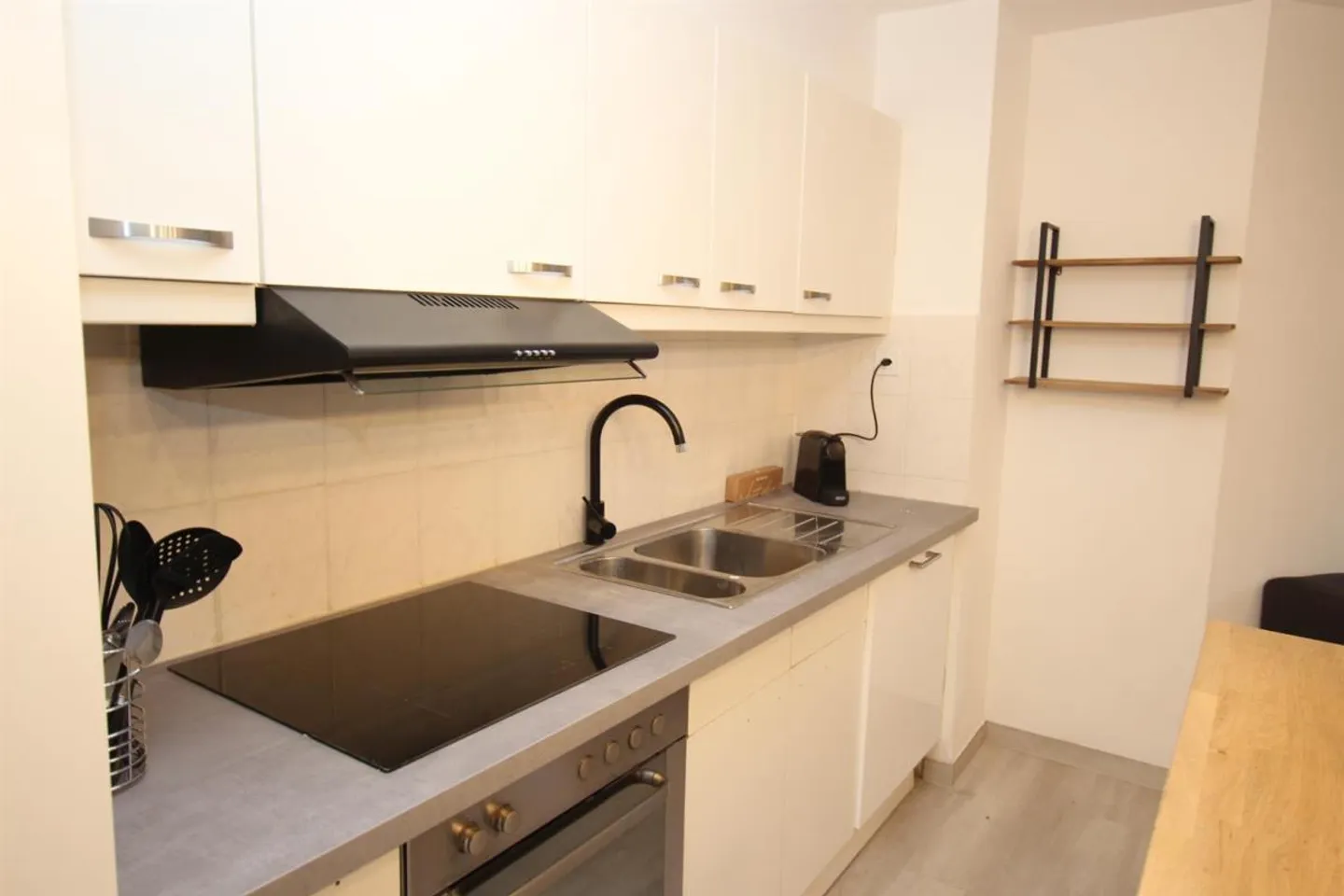 Furnished 4-room apartment - Photo 5 of 6