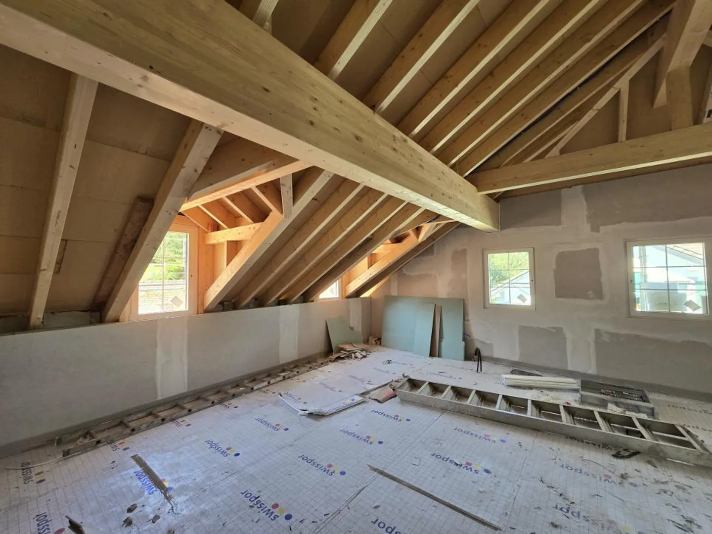 APPARTAMENTO ATTICO NUOVO A 5 MINUTI DA EPALINGES - Foto 1 di 5
