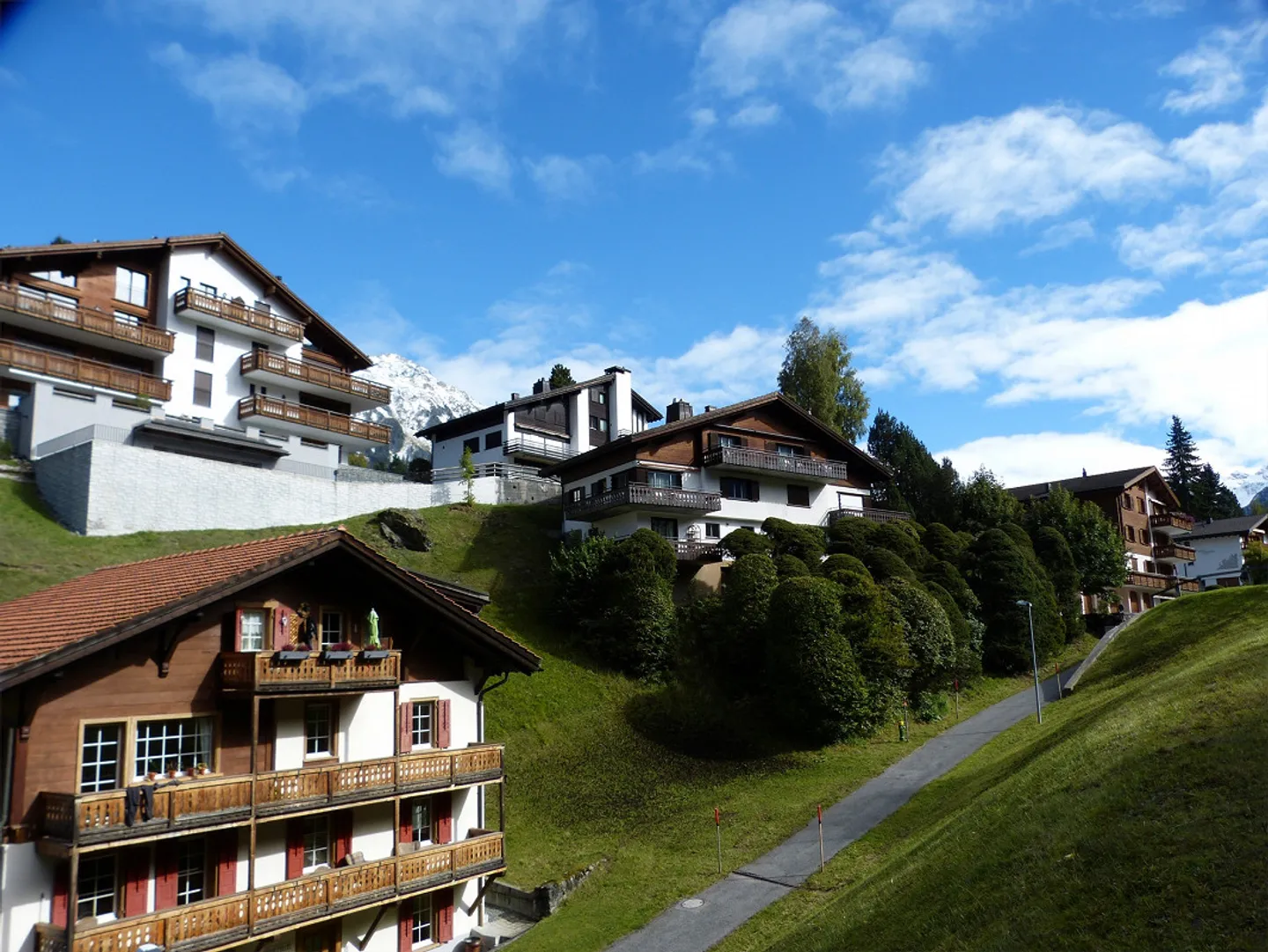 Möblierte 1.5 Zimmerwohnung mit grossem Balkon an sonniger Lage - Foto 9 von 17