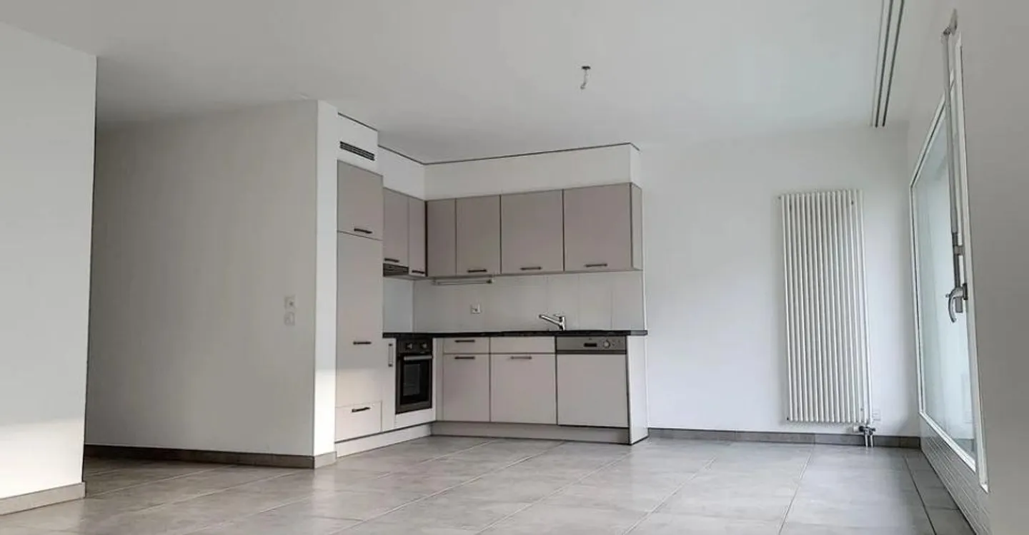 Appartement rénové à Sion - Photo 2 sur 12