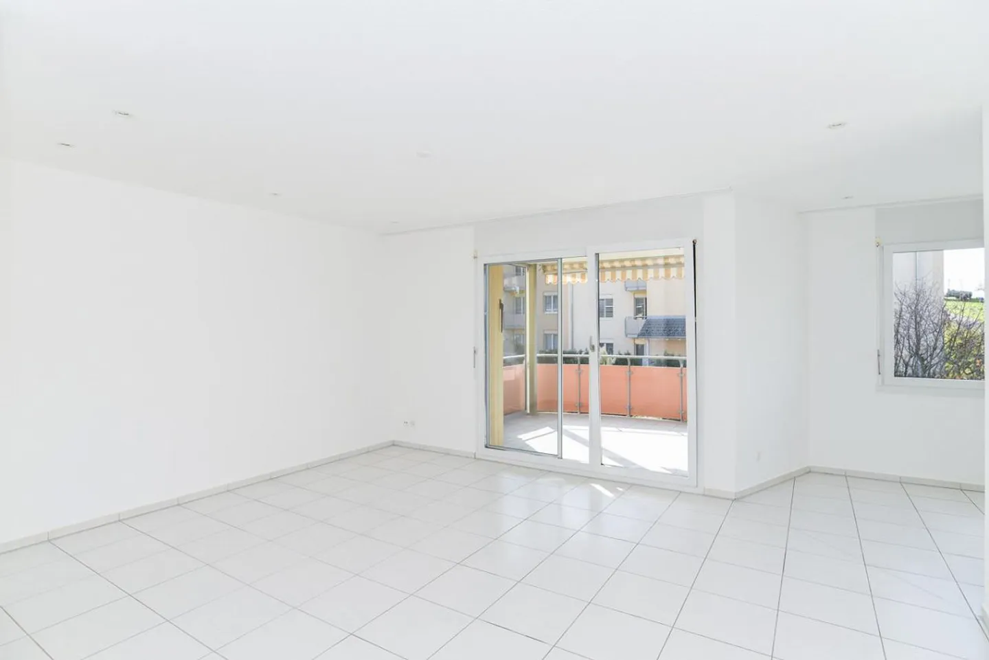 Emménager et profiter : Appartement bien entretenu avec balcon et ascenseur - Photo 4 sur 13