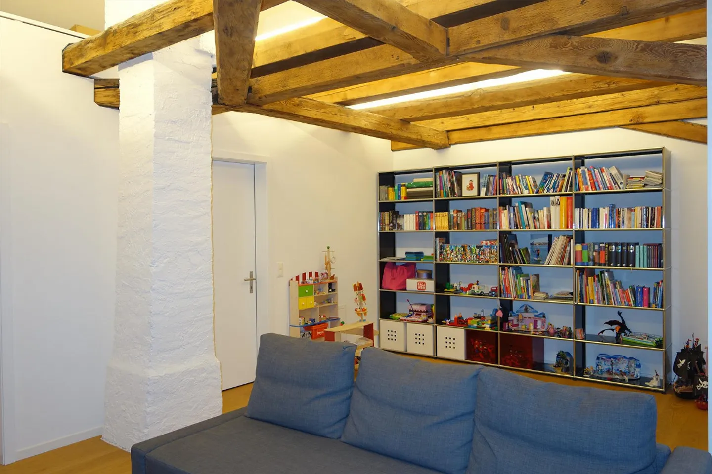 Ampio appartamento duplex di 7,5 stanze 205 m2, alto standard di finitura - Foto 16 di 21