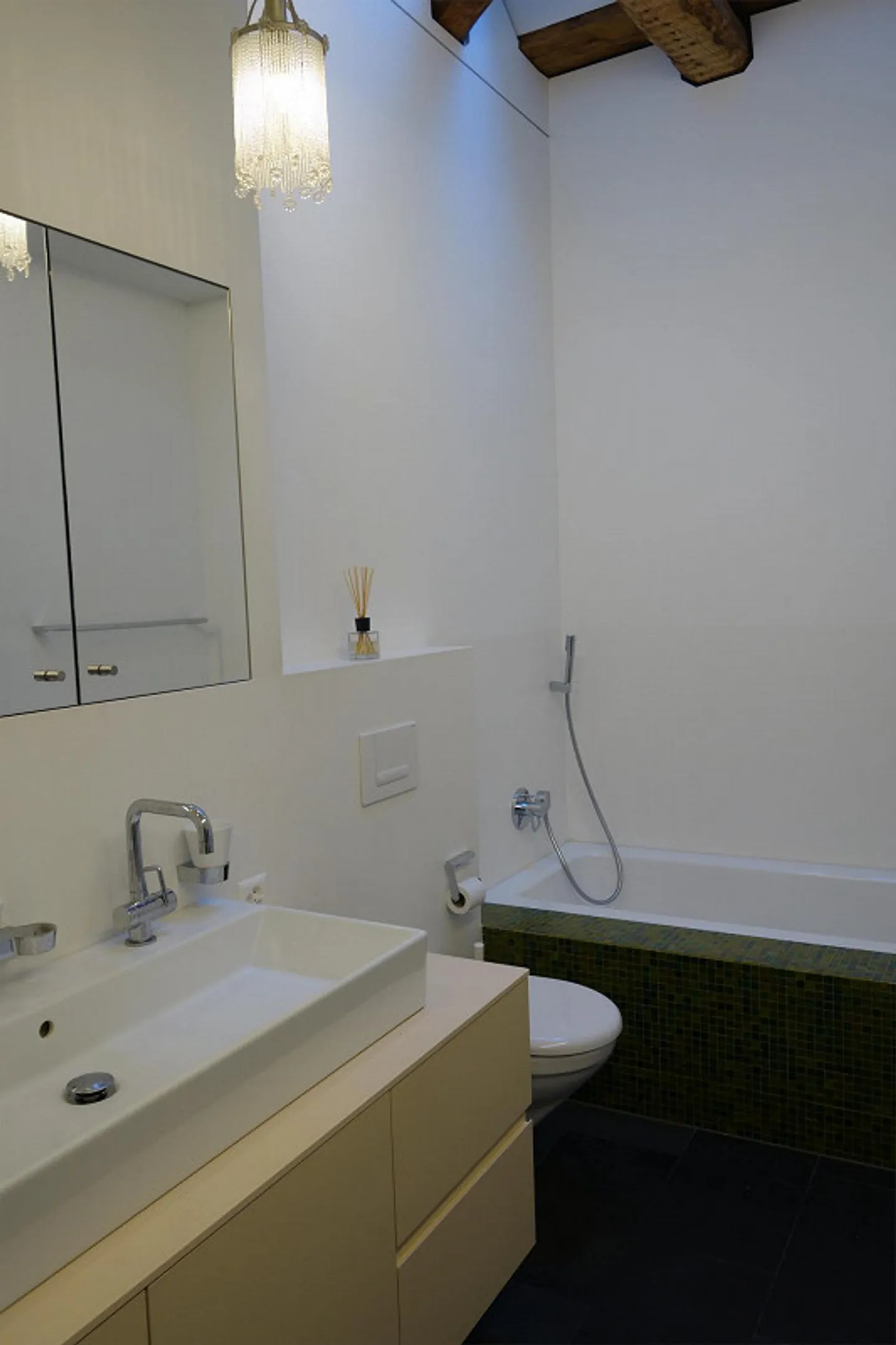 Ampio appartamento duplex di 7,5 stanze 205 m2, alto standard di finitura - Foto 10 di 21