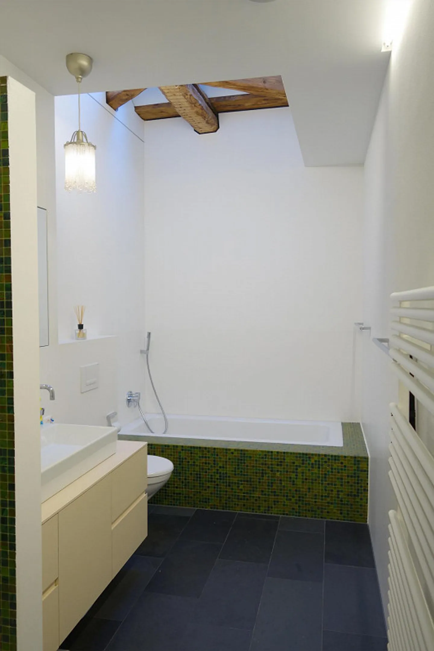 Ampio appartamento duplex di 7,5 stanze 205 m2, alto standard di finitura - Foto 11 di 21