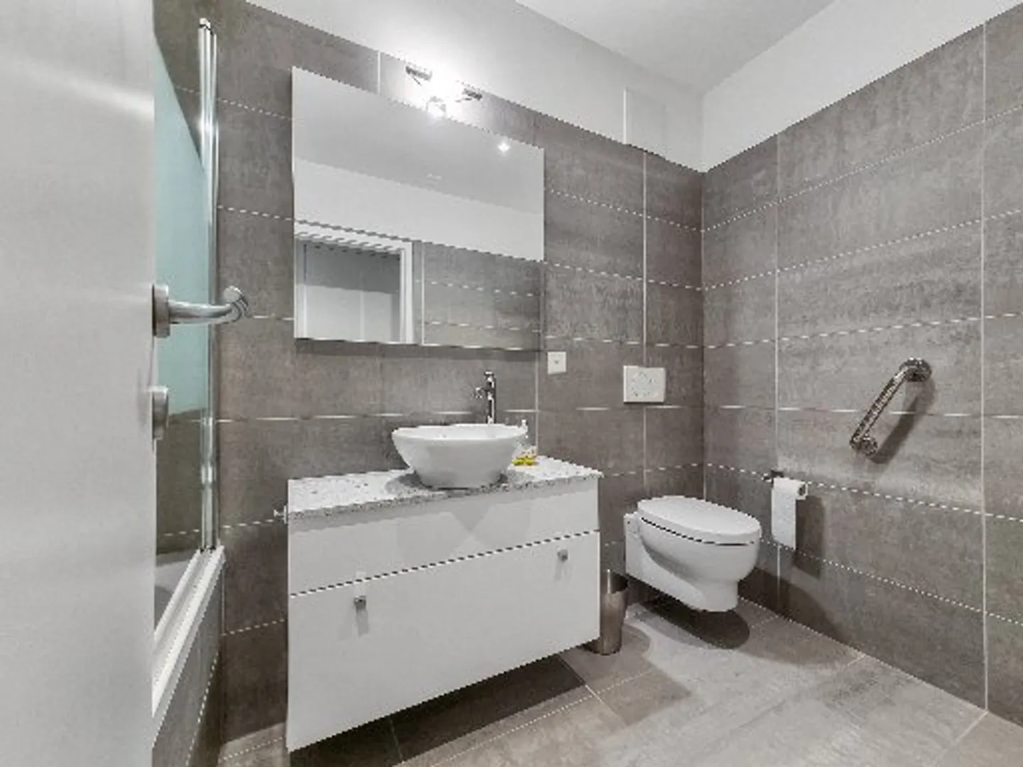 Apartment for rent - Photo 5 of 11