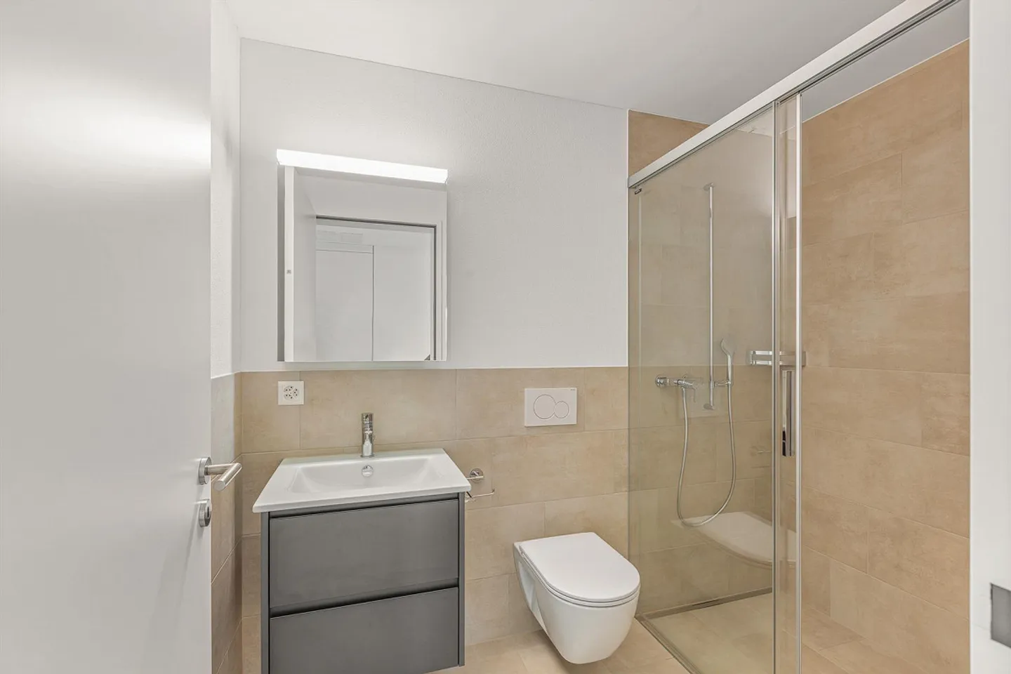 Exclusive 5.5-room maisonette apartment (West) - Living on two floors - Photo 8 of 14