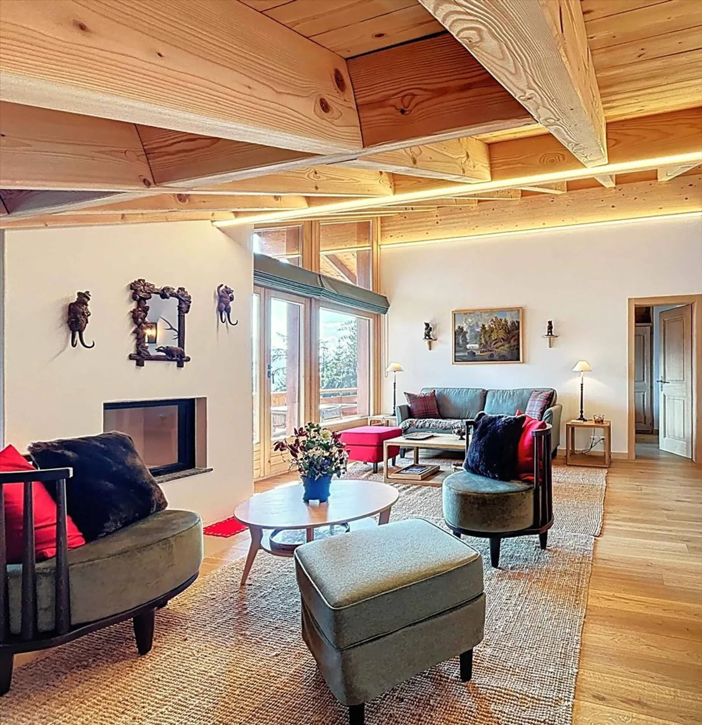 Charming Apartment in the Heart of Verbier - Photo 2 of 7