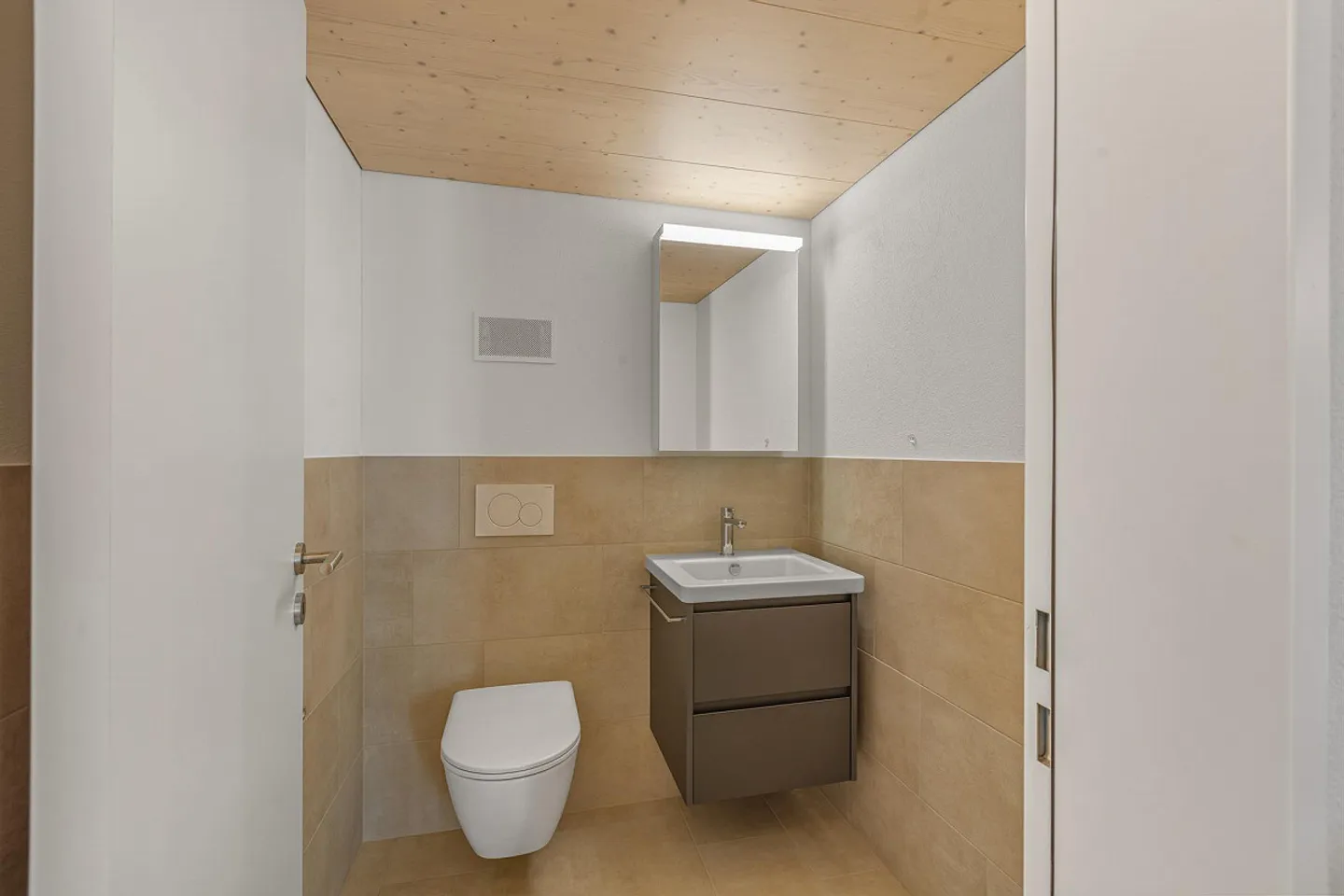 Exclusive 5.5-room maisonette apartment (West) - Living on two floors - Photo 11 of 14