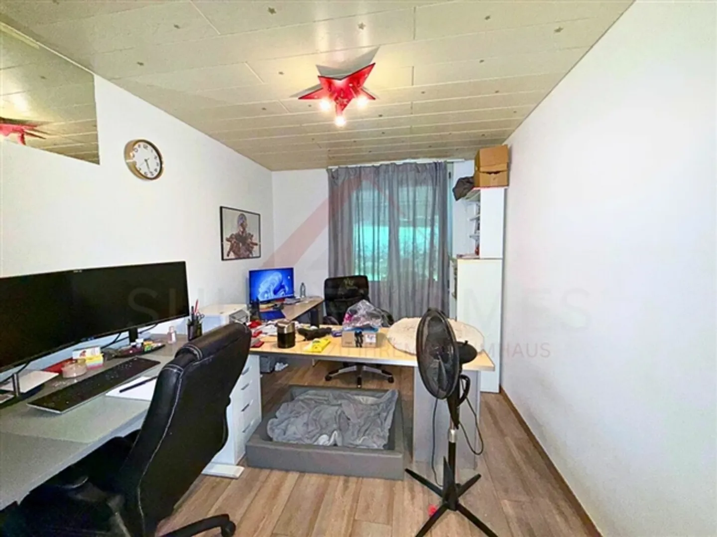 «Stilvolle 4.5-Zimmer-Erdgeschosswohnung in Studen BE - mit sonnigem Sitzplatz und privater Garage» - Foto 8 von 16