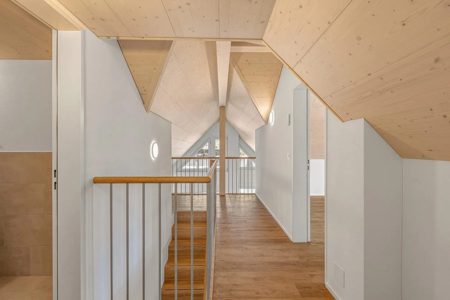 Exclusive 5.5-room maisonette apartment (West) - Living on two floors - Photo 10 of 14