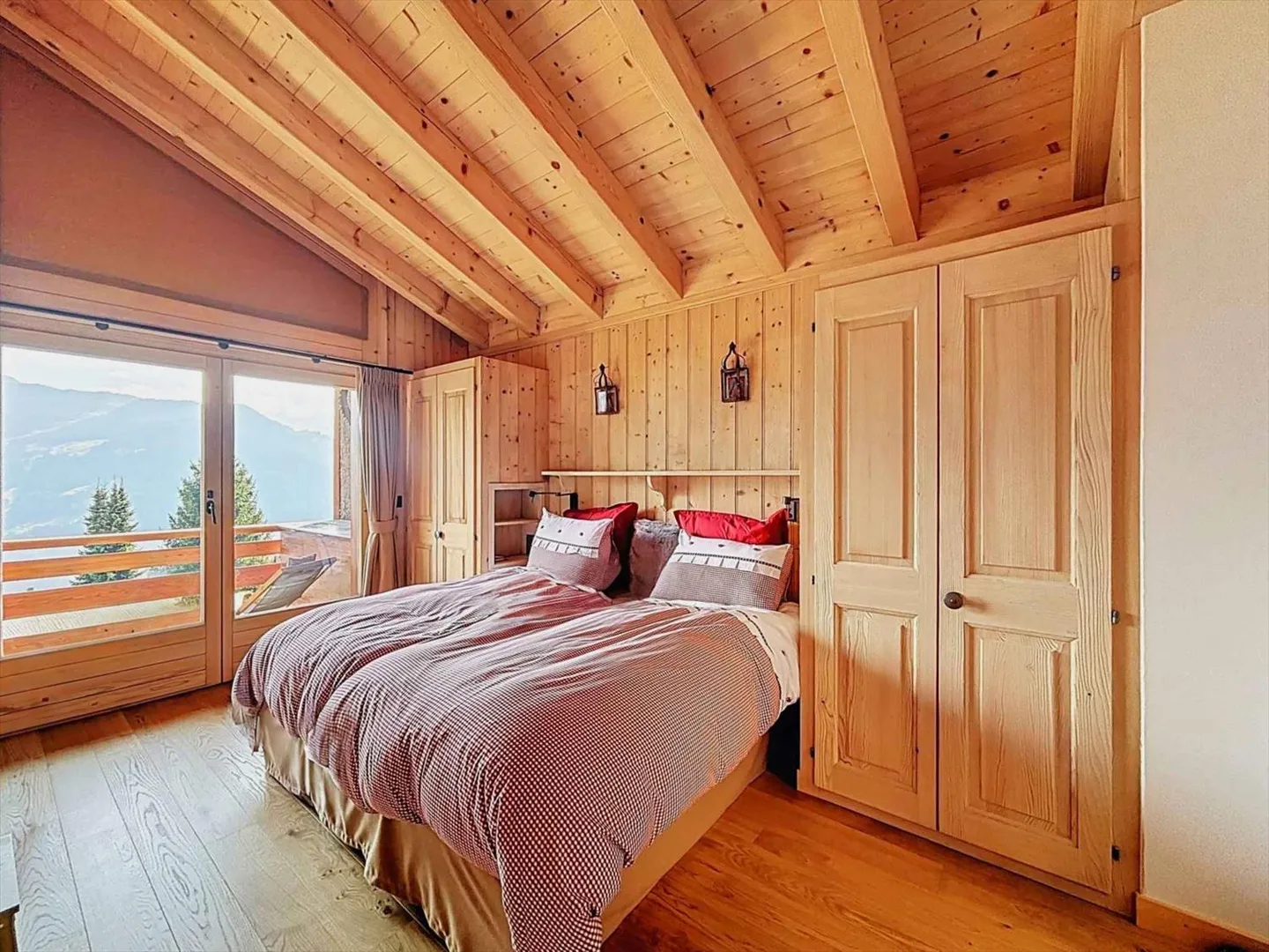 Charming Apartment in the Heart of Verbier - Photo 5 of 7