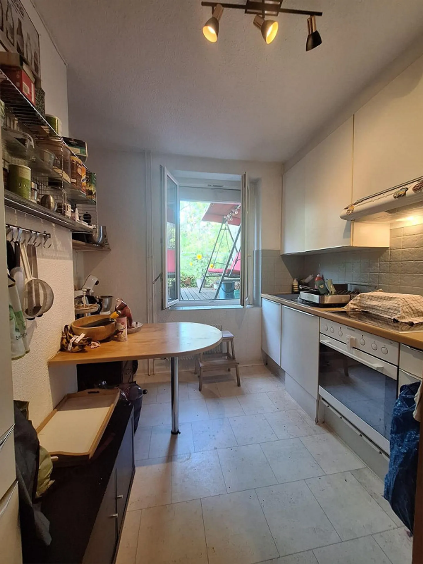 Appartamento centrale ma tranquillo - Foto 2 di 8