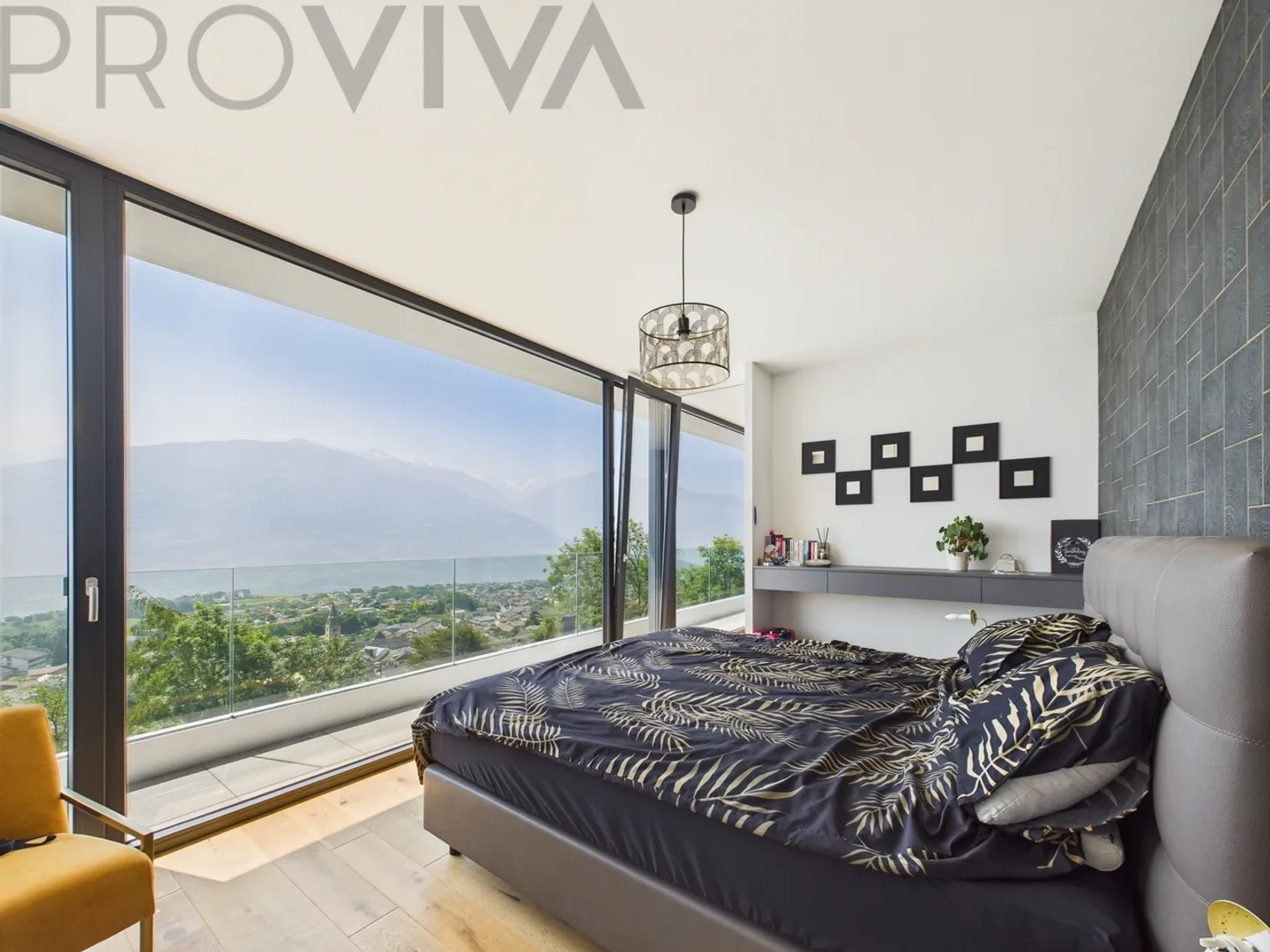 Modernly equipped, fantastic view, heated outdoor pool included - Photo 2 of 7