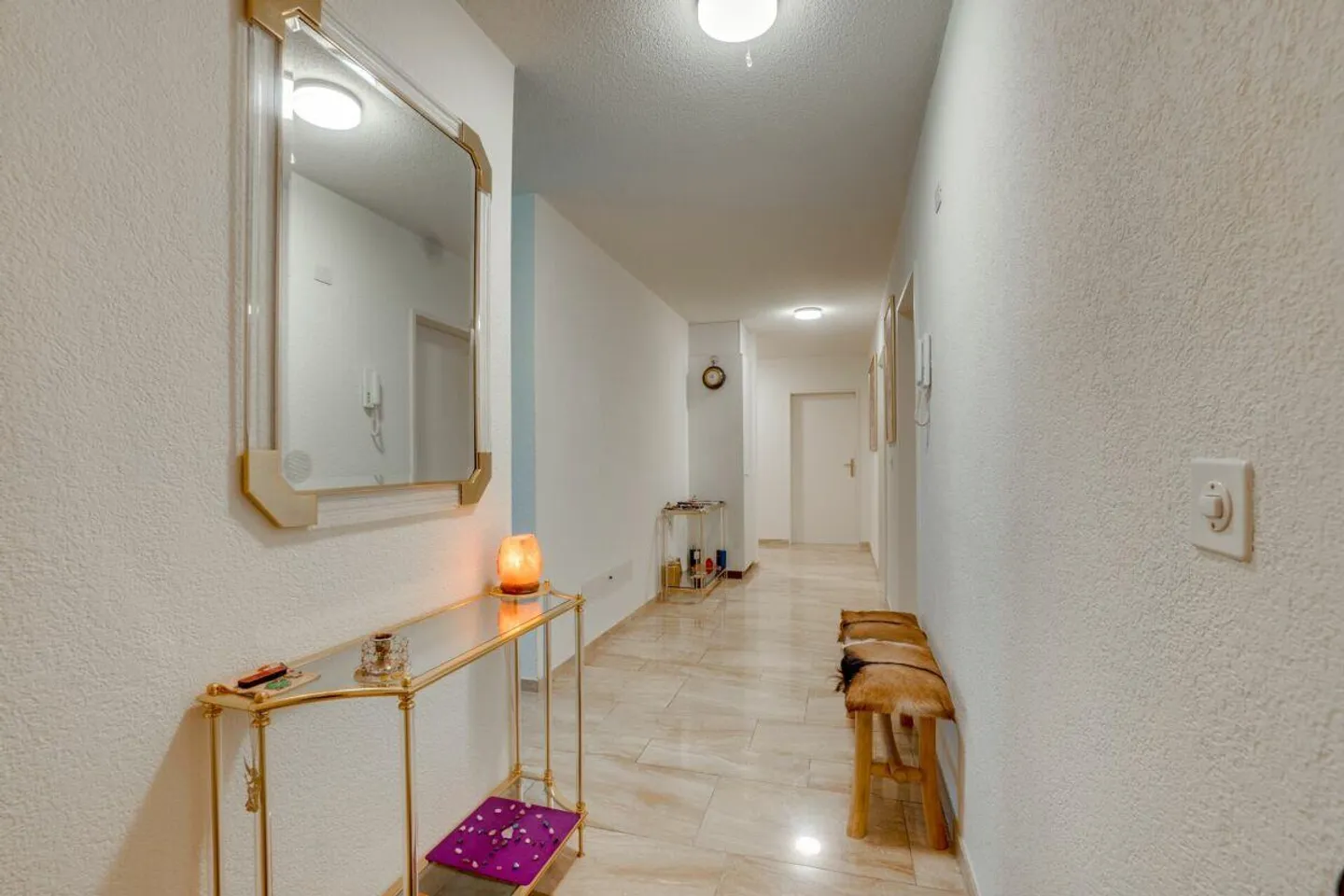 ELEGANT 4.5 ROOM FAMILY APARTMENT - Photo 5 of 10