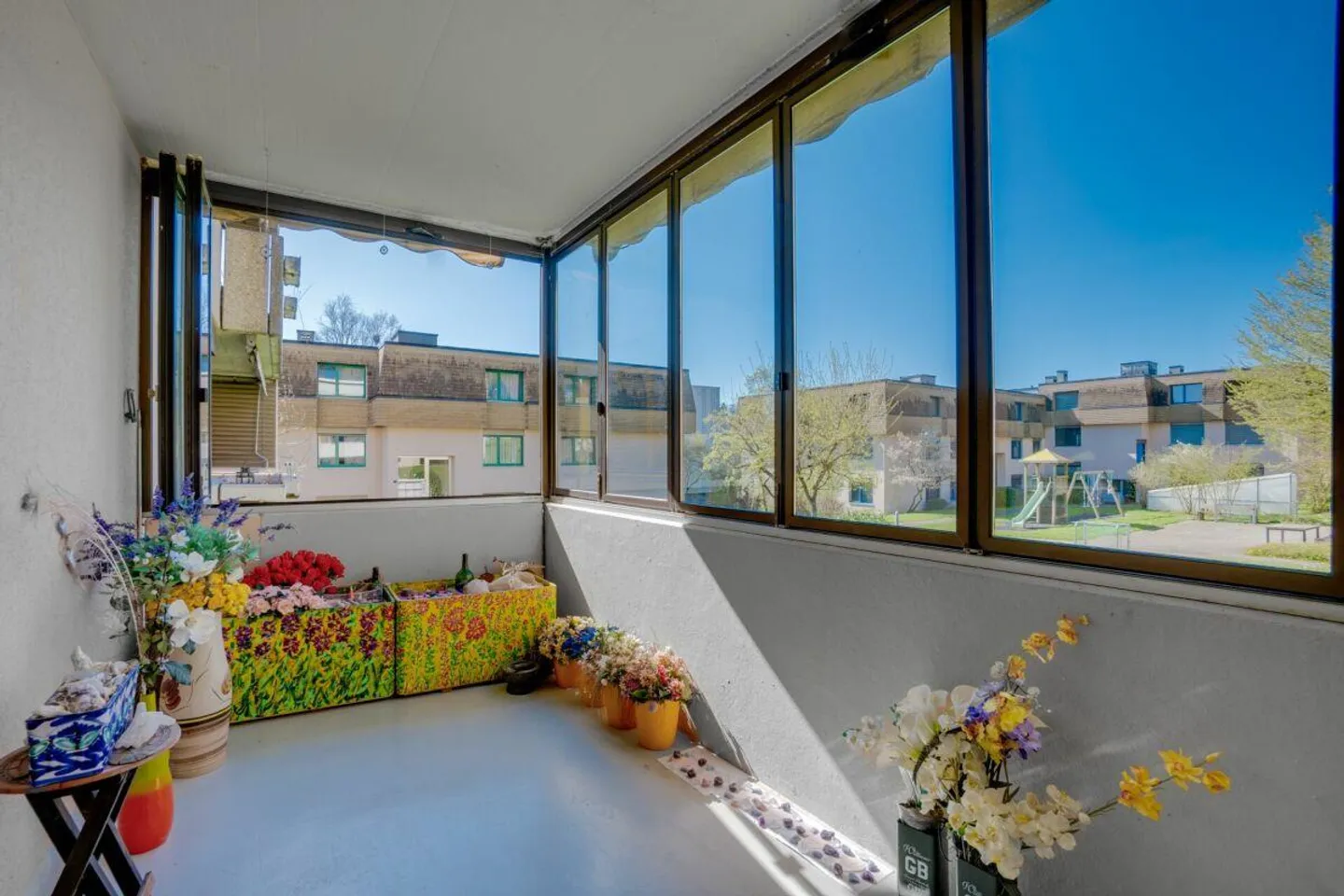 ELEGANT 4.5 ROOM FAMILY APARTMENT - Photo 9 of 10