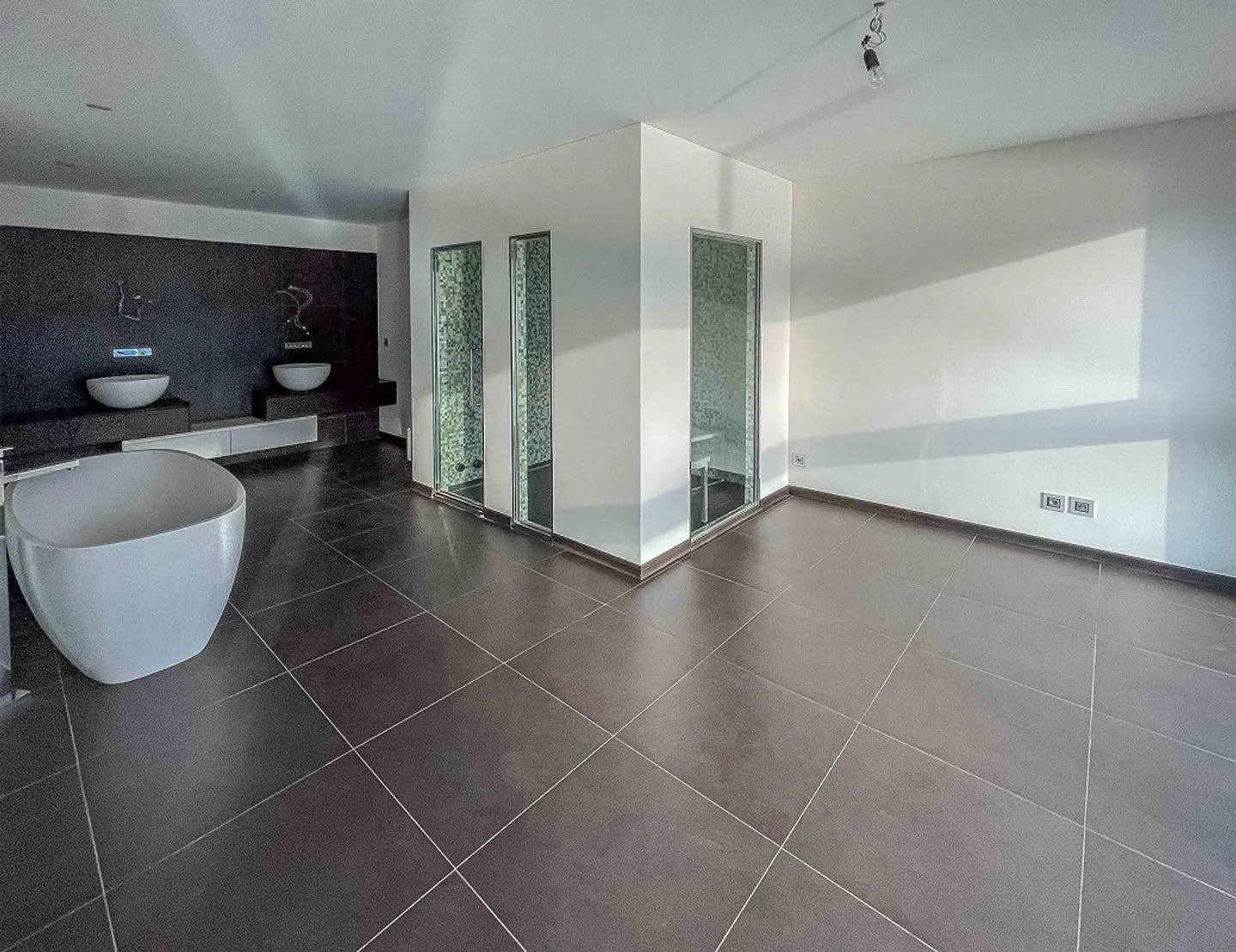 Attico esclusivo con vista lago e posto barca - Foto 10 di 14