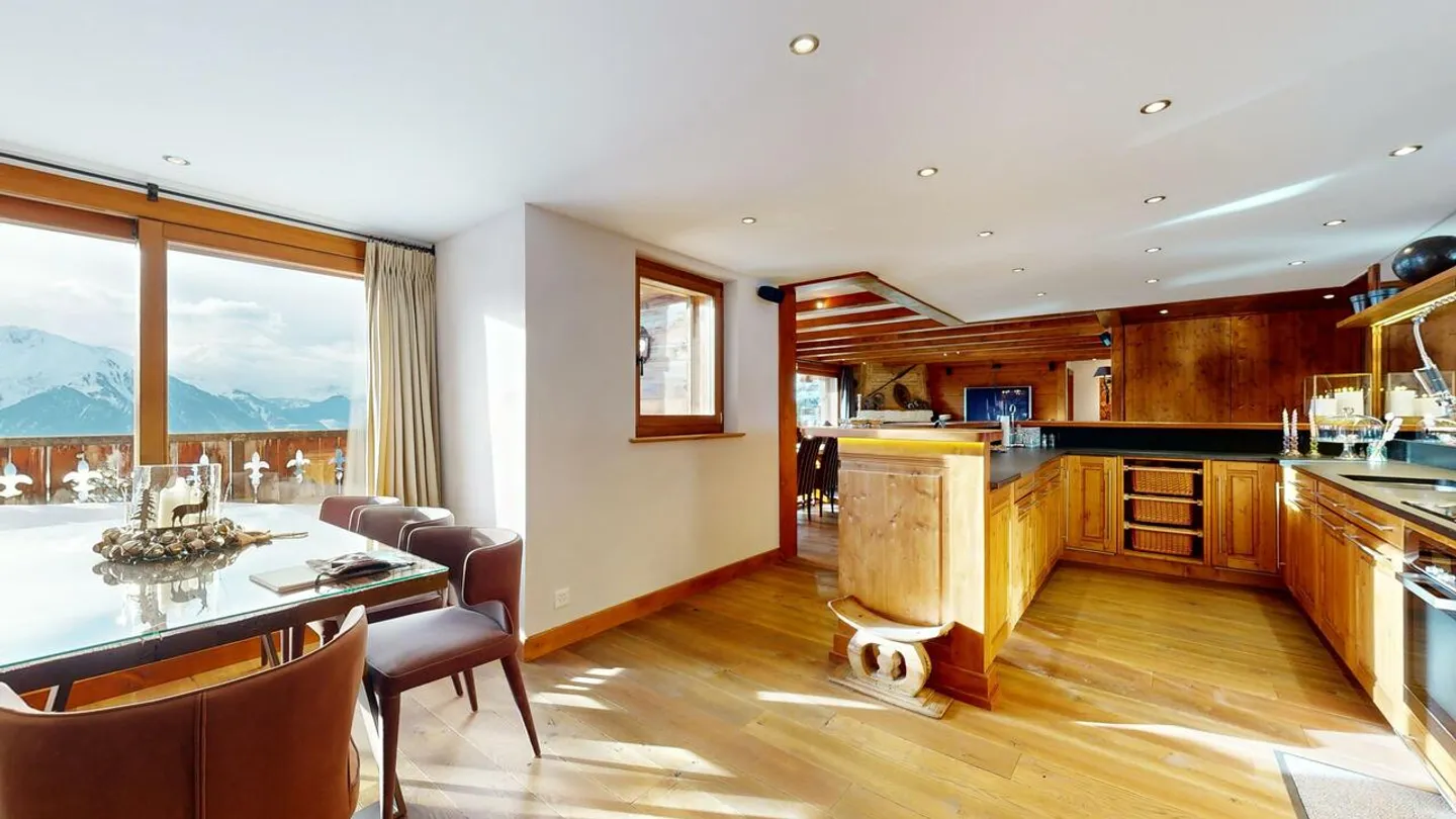 SUPERBO APPARTAMENTO CON 6 CAMERE SU 1 LIVELLO - VISTA & SOLE TOP ! - Foto 16 di 49