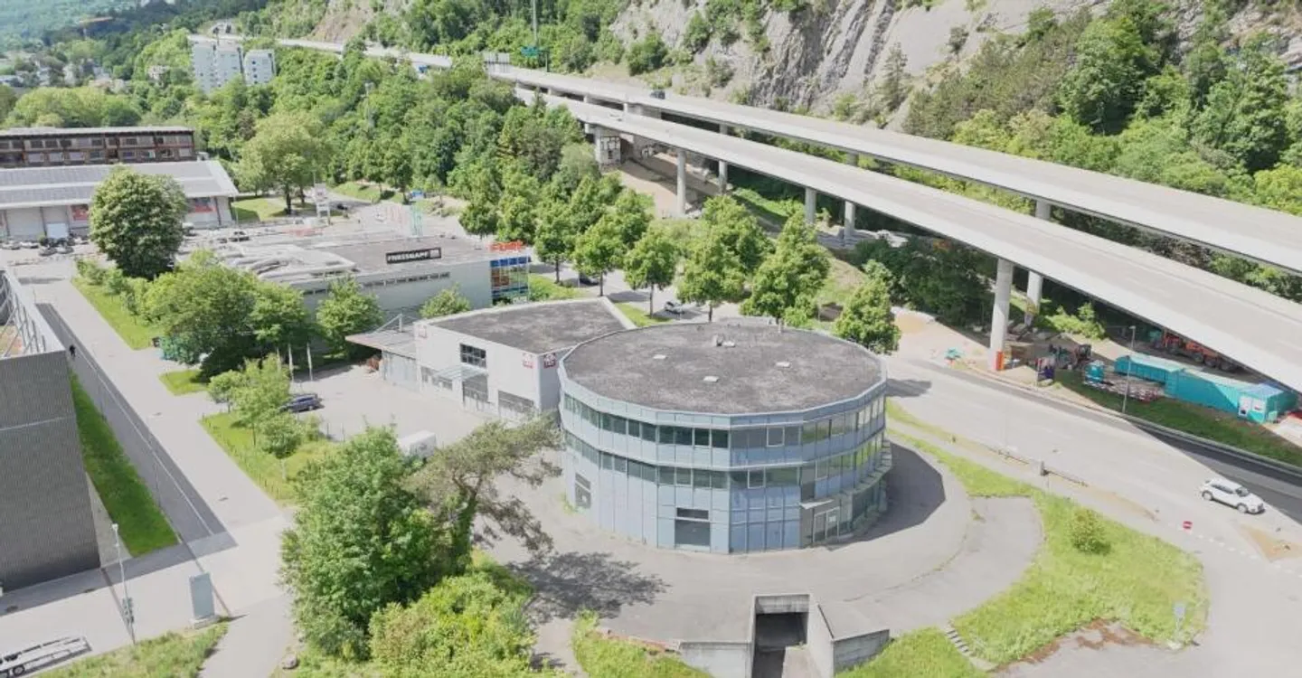 Einzigartige Büro- und Gewerbeflächen - Foto 4 von 10