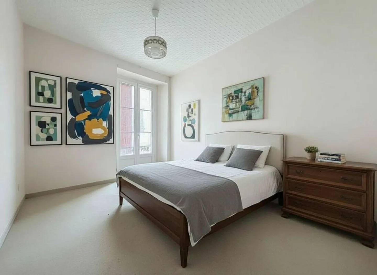 Mixed-use building for sale - Photo 15 of 26