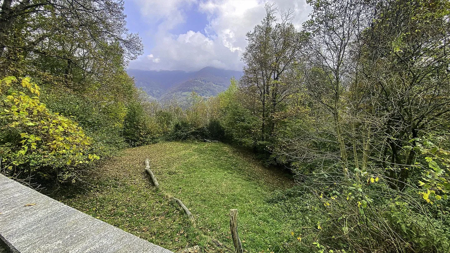 Charmante Rustico befindet sich in Scareglia, im Val Colla. Lugano - Foto 27 di 27