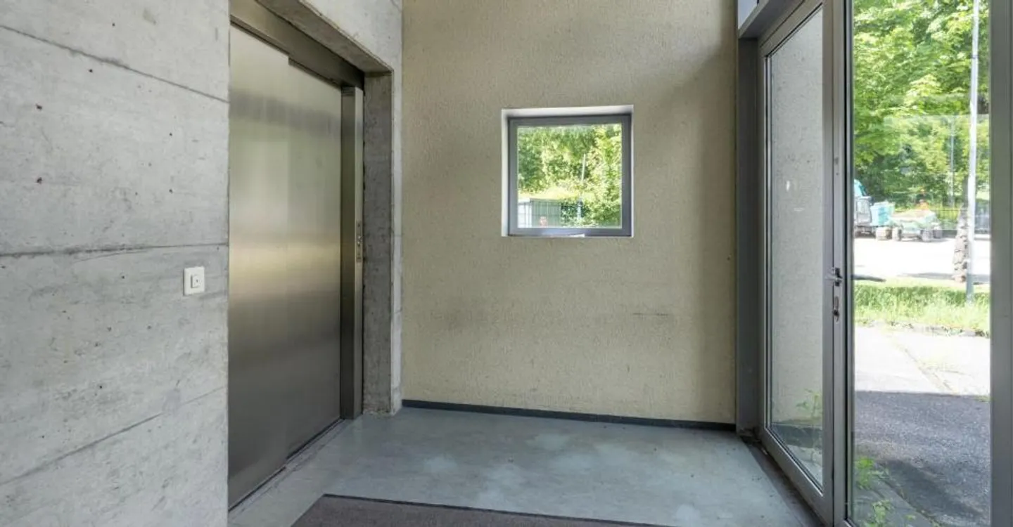 Einzigartige Büro- und Gewerbeflächen - Foto 6 von 10