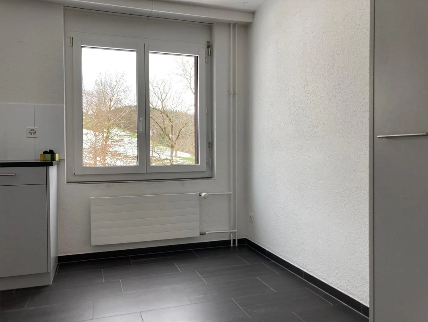 Bright apartment in a quiet location - Photo 2 of 11