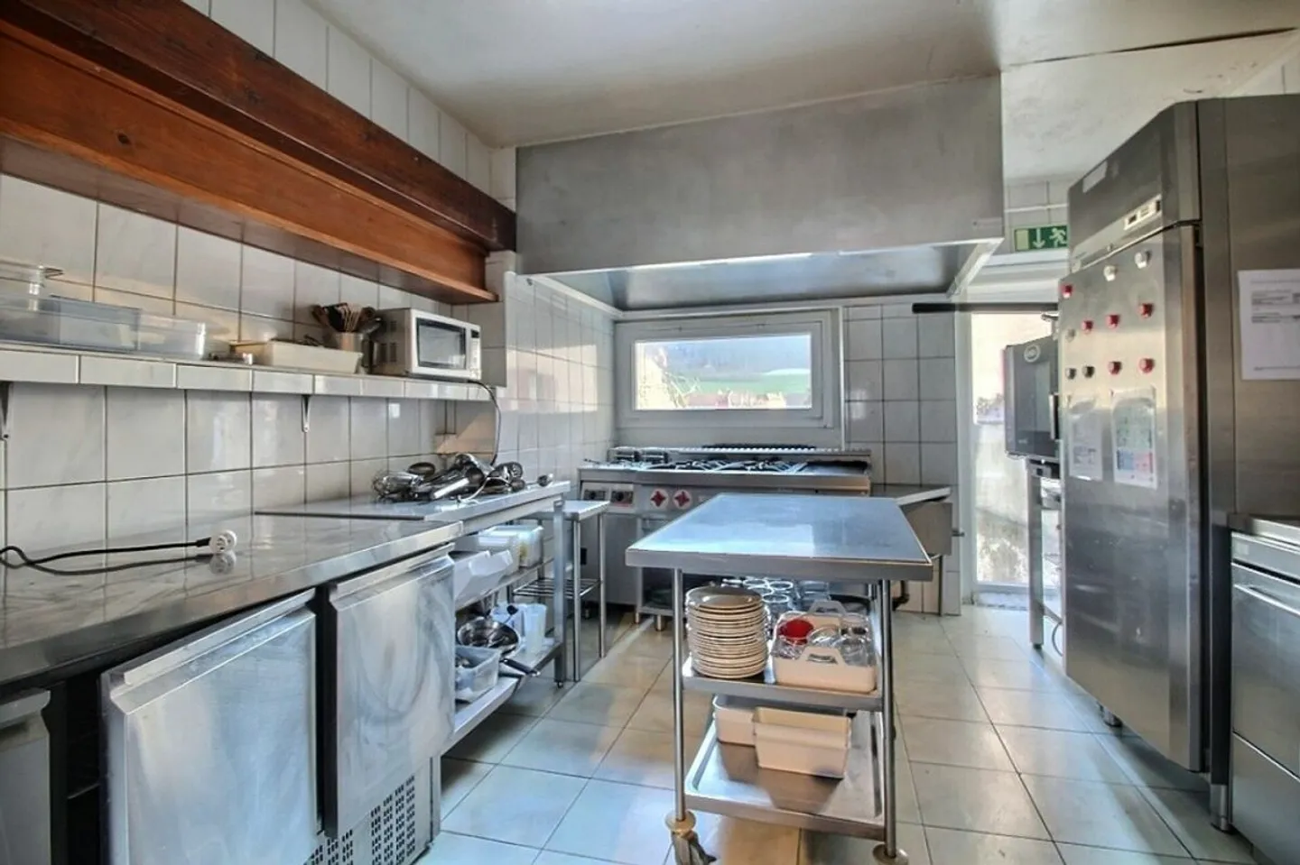 Mixed-use building for sale - Photo 26 of 26