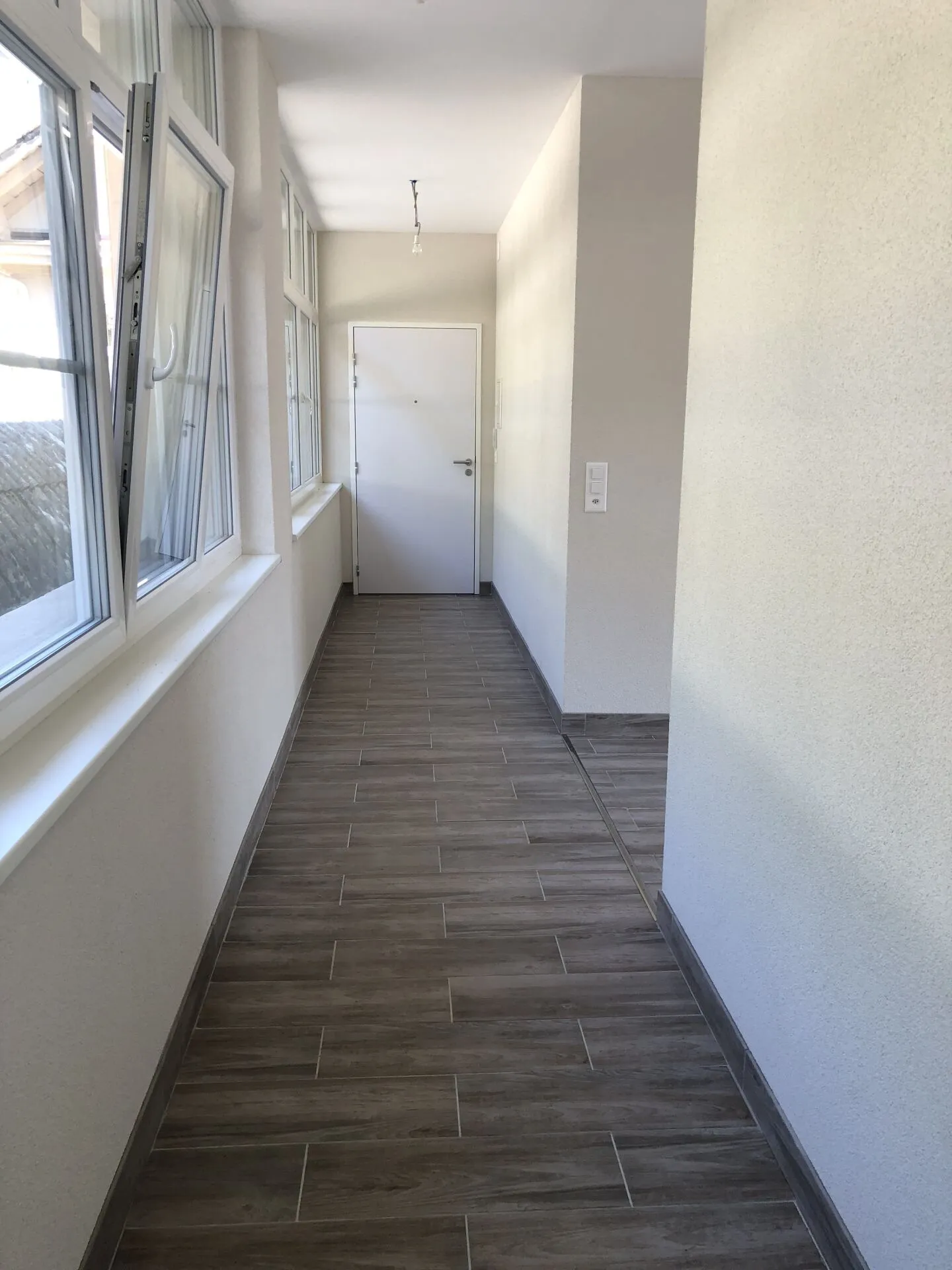 St-Imier, schönes Studio im 1. Stock - Foto 3 von 4