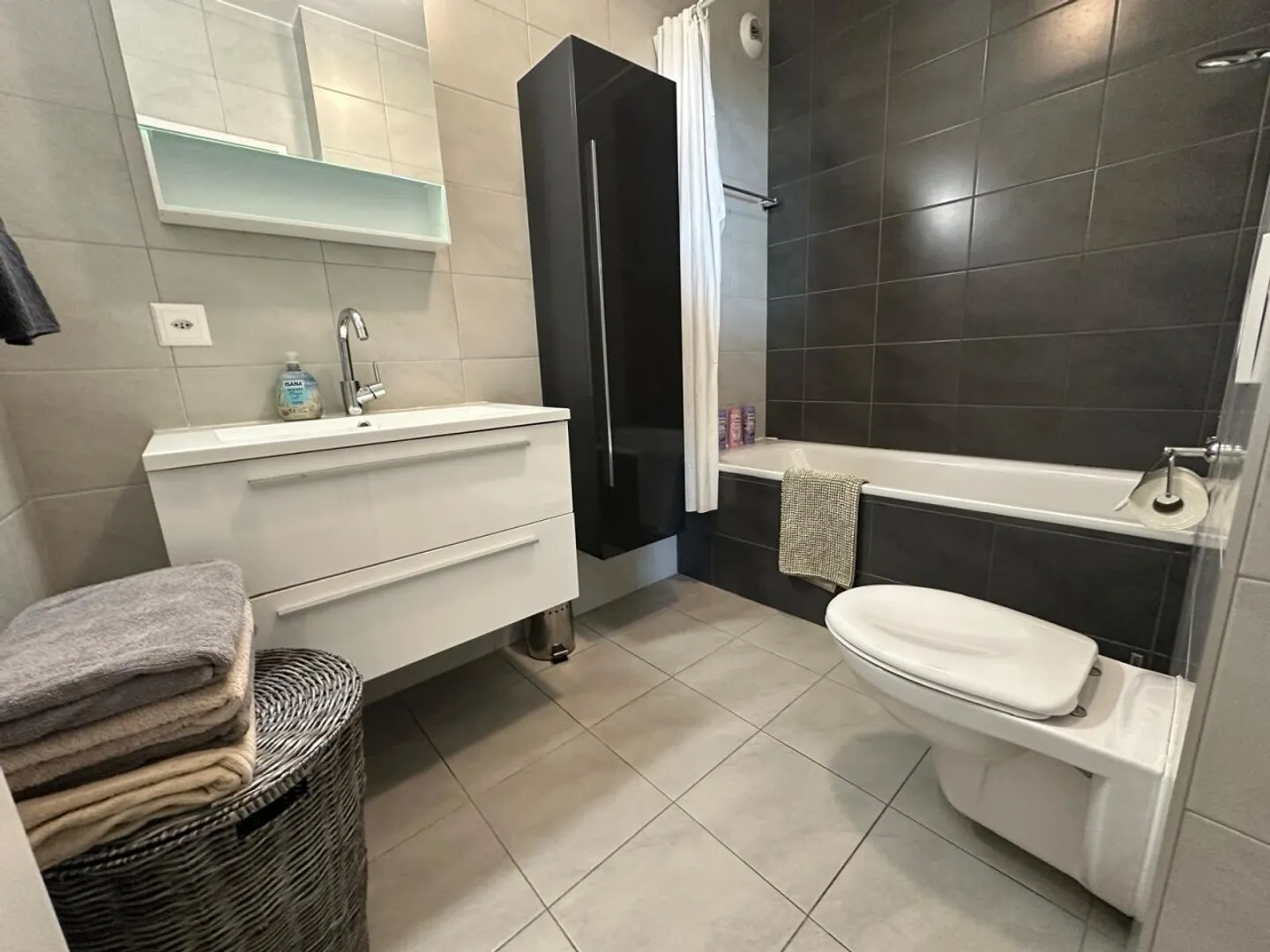 Bel appartement meublé de 5 pièces - Photo 7 sur 8