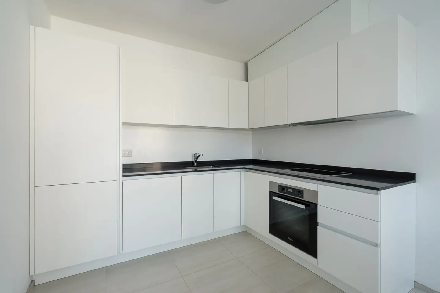 AGNO · DESIGN 2,5-ZIMMER-WOHNUNG MIT PANORAMATERRASSE - Foto 4 von 11