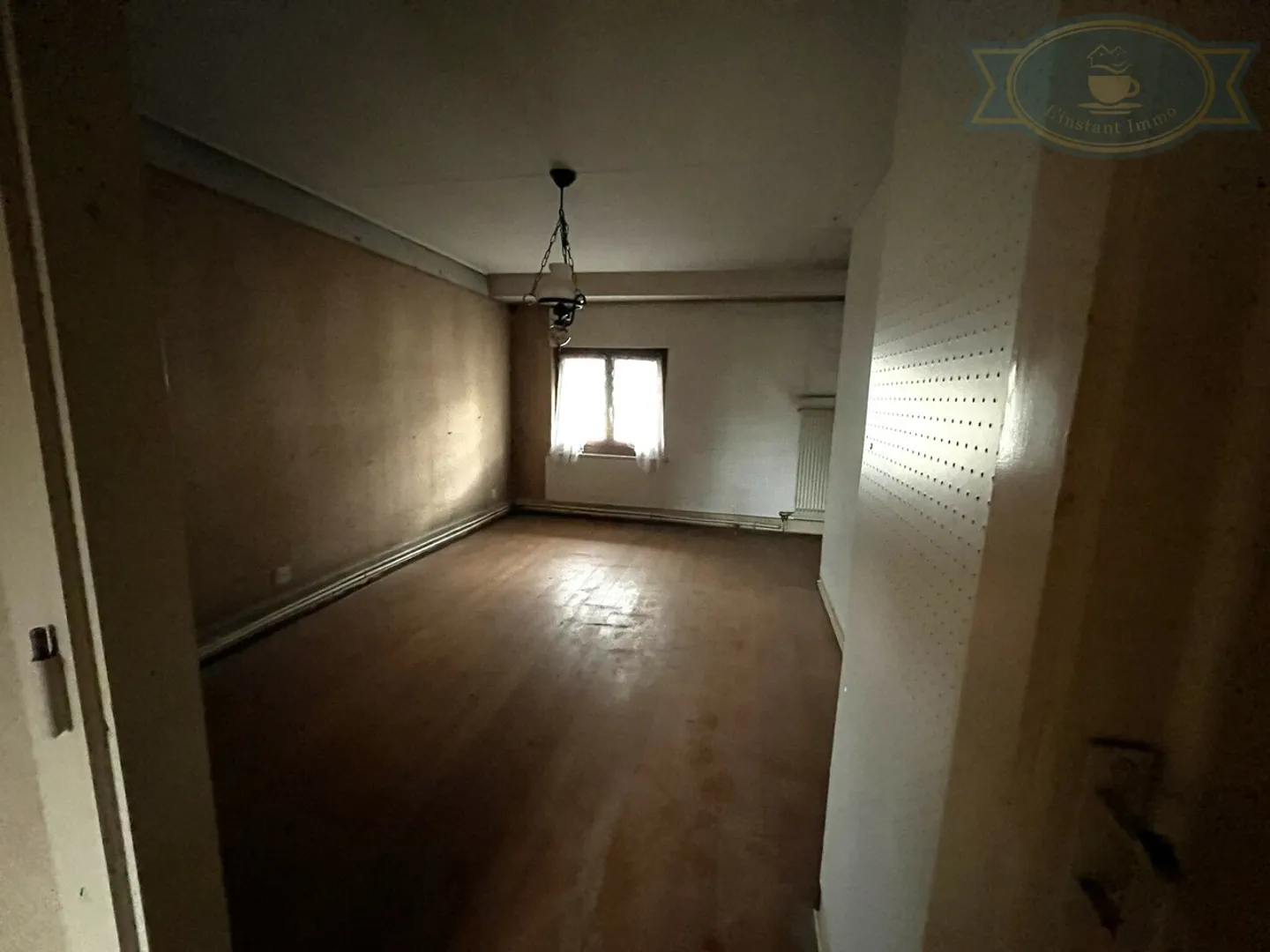 Maison à Rénover Charmante - Photo 7 sur 13