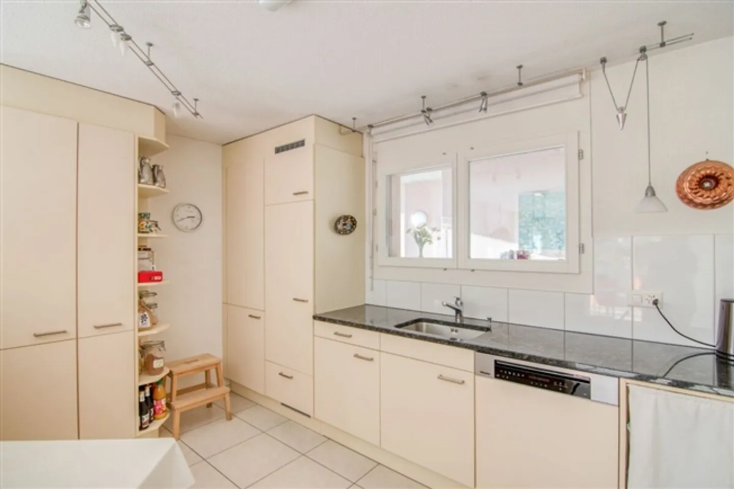 Appartamento in vendita - Foto 8 di 20