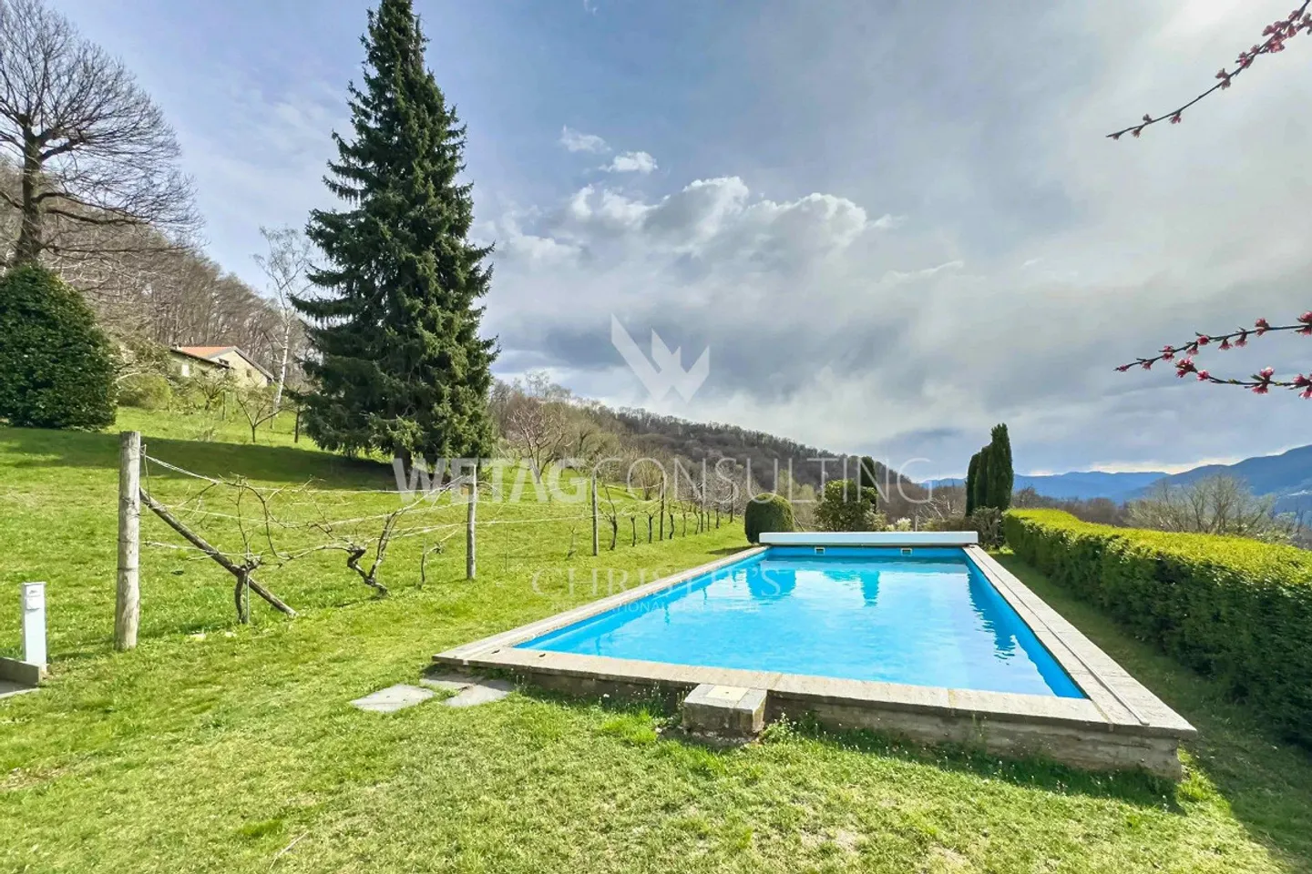 Villa elegante a Lugano-Vaglio con due case per gli ospiti e piscina all'aperto ... - Foto 13 di 13