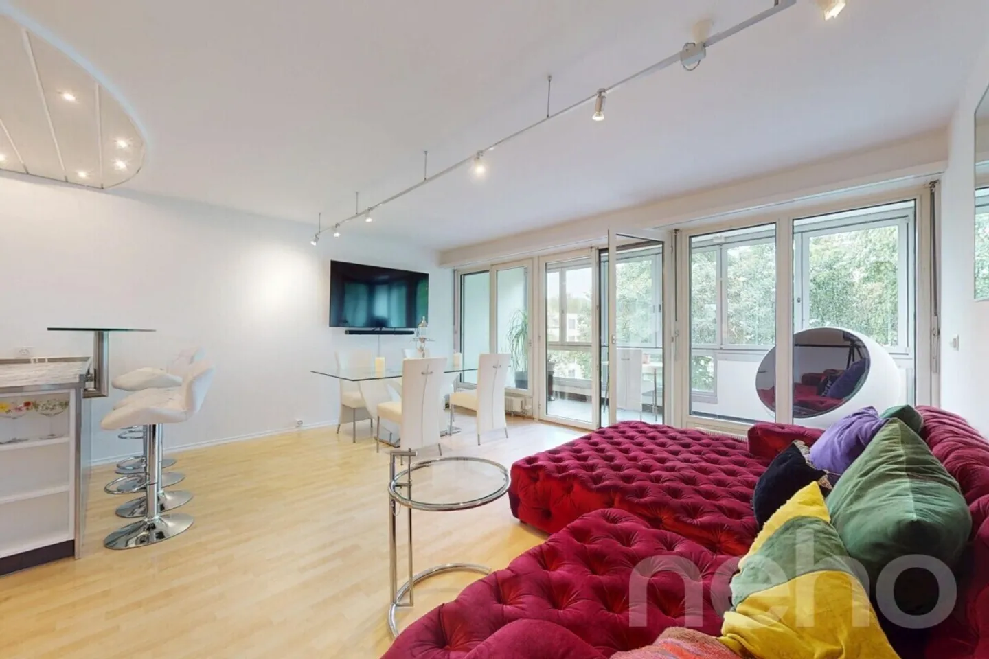 Duplex avec 2 balcons, garage et vue sur la verdure - Photo 3 sur 12