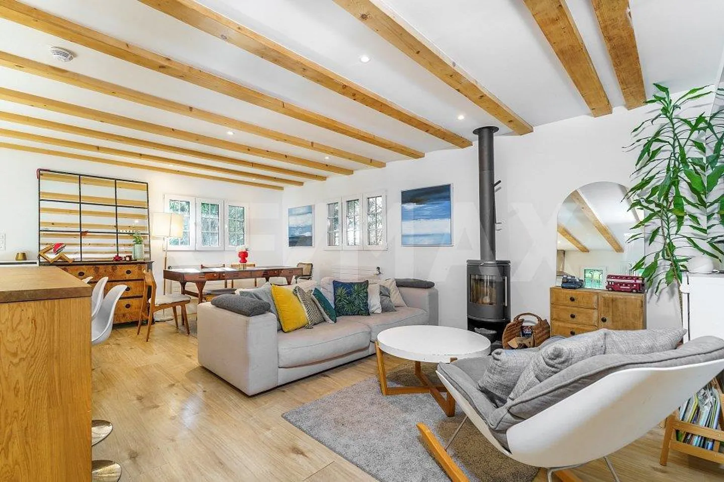 A rare place between forest and city: chalet in Lausanne - Photo 2 of 13