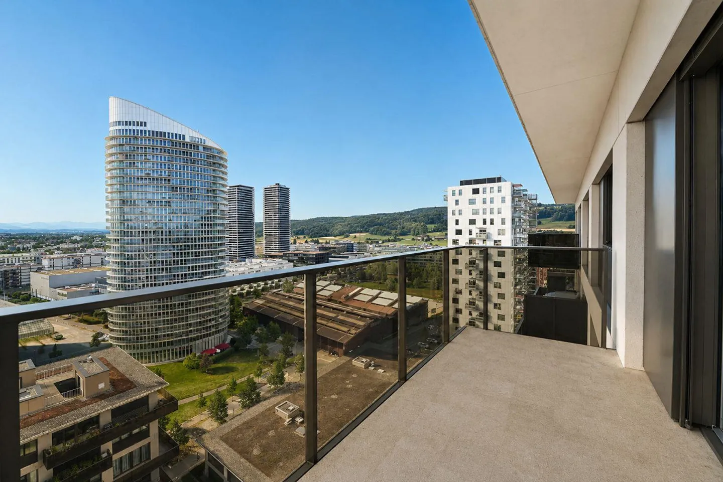 17 Stories Above Everyday Life - Where the View is Home - Photo 15 of 15