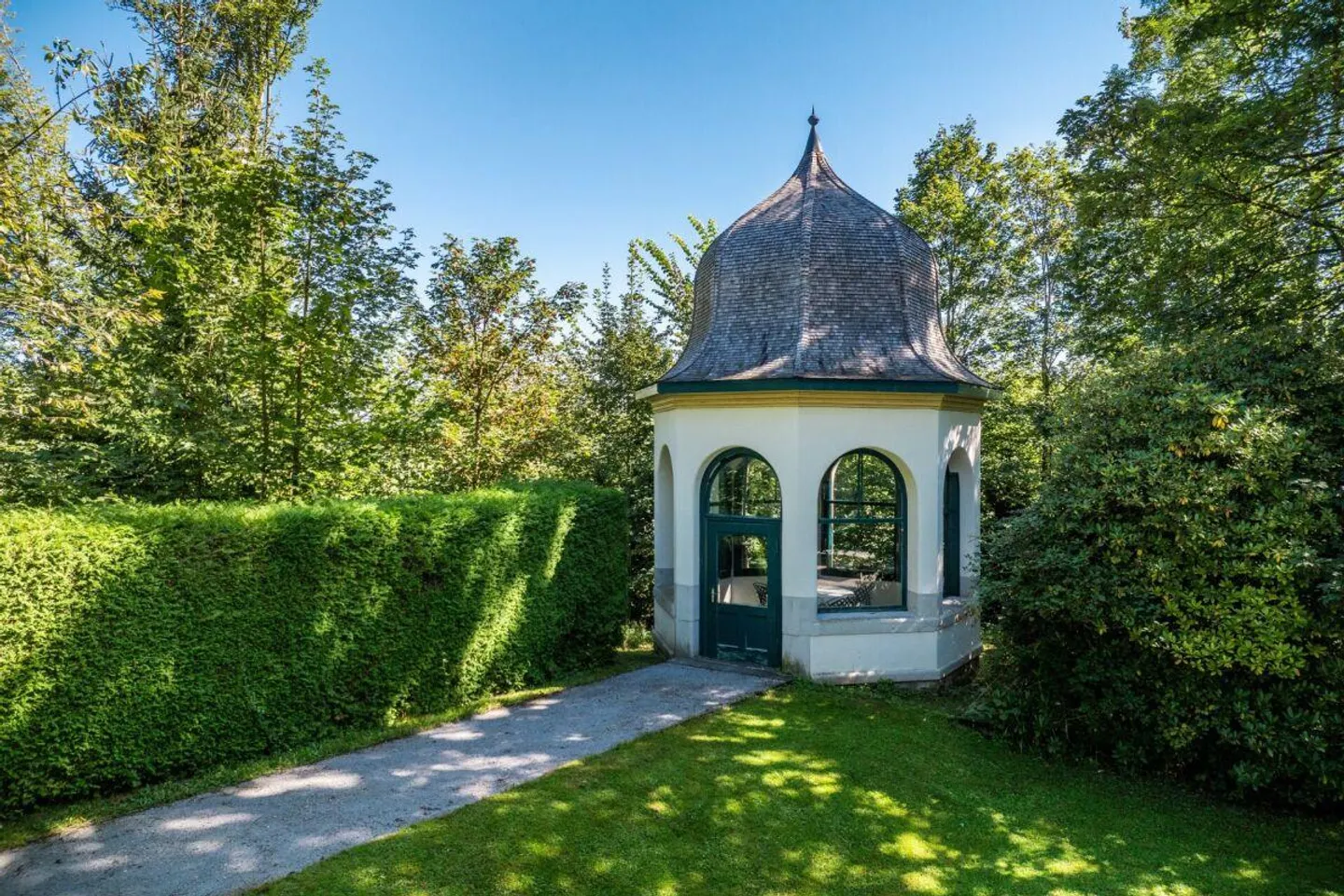 Elegante Villa mit Seesicht - Foto 9 von 13
