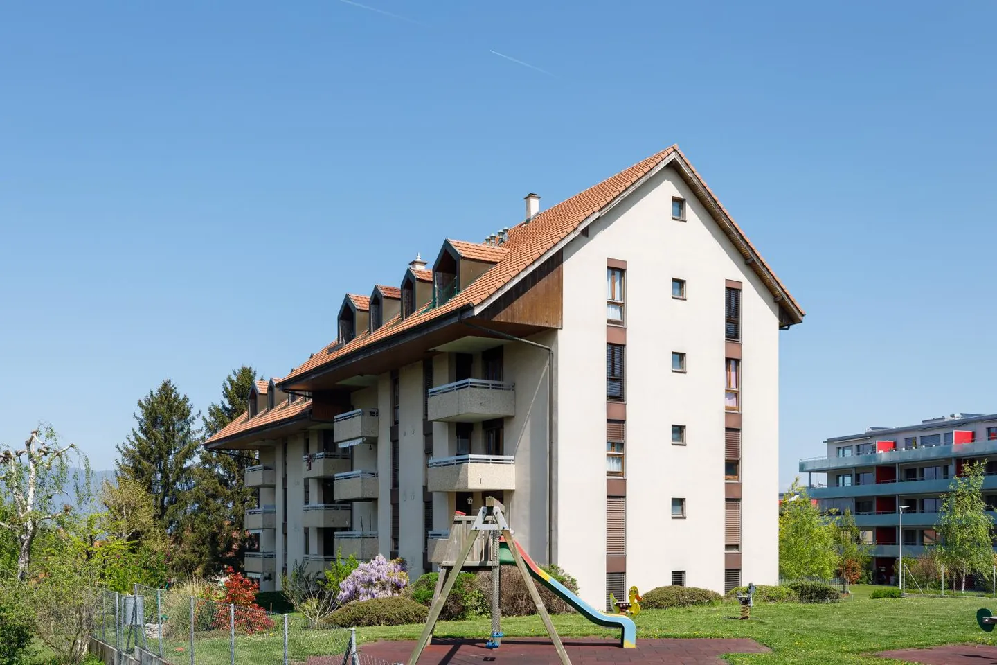 Charmant Appartement Attique - Photo 1 sur 3