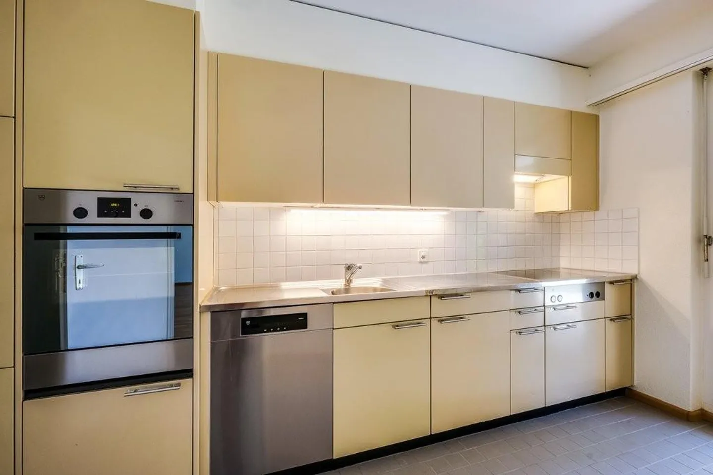 Appartamento mansardato con molta luce e aria - Foto 2 di 6