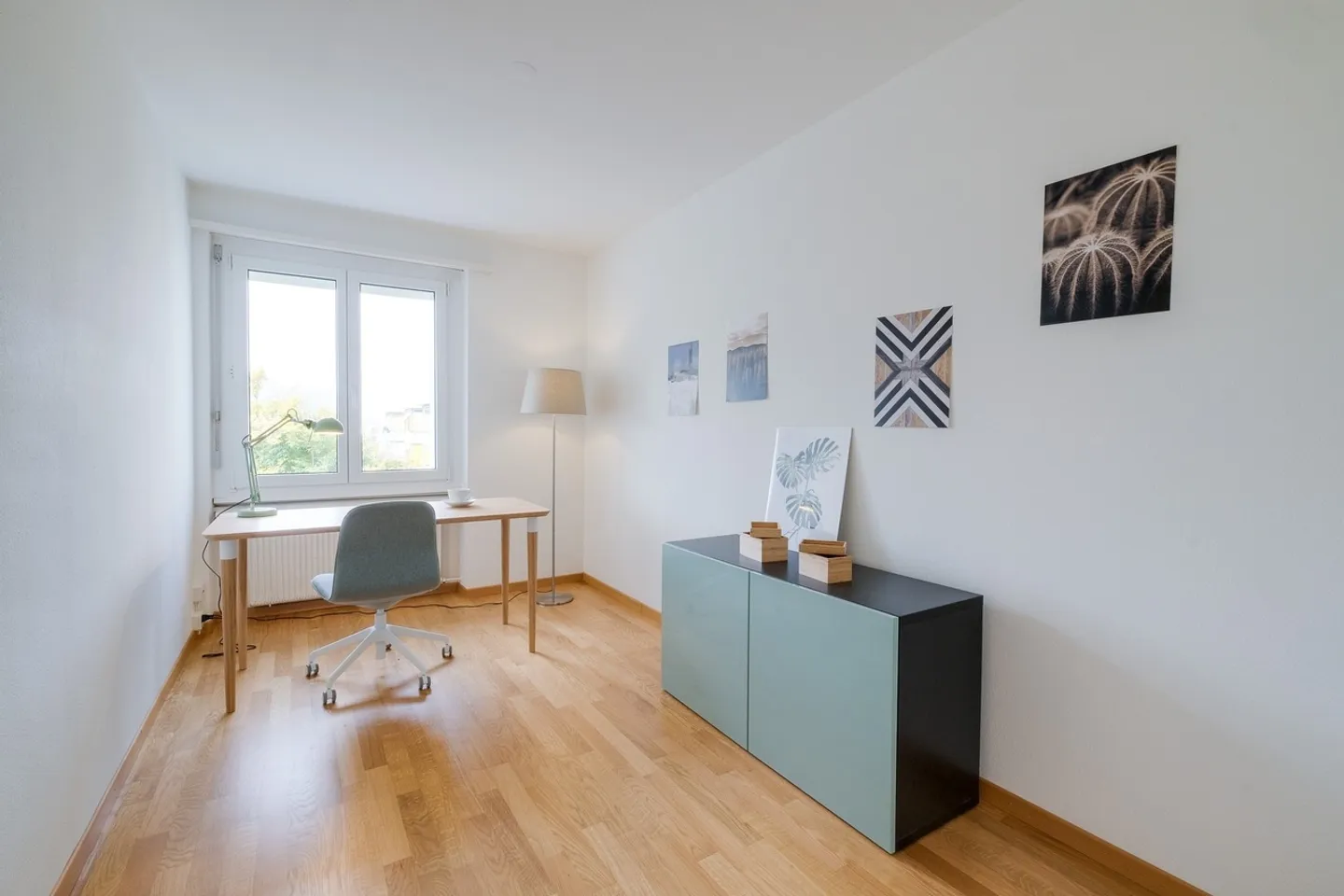 Spacious 3-room apartment in a family-friendly neighborhood! - Photo 5 of 8