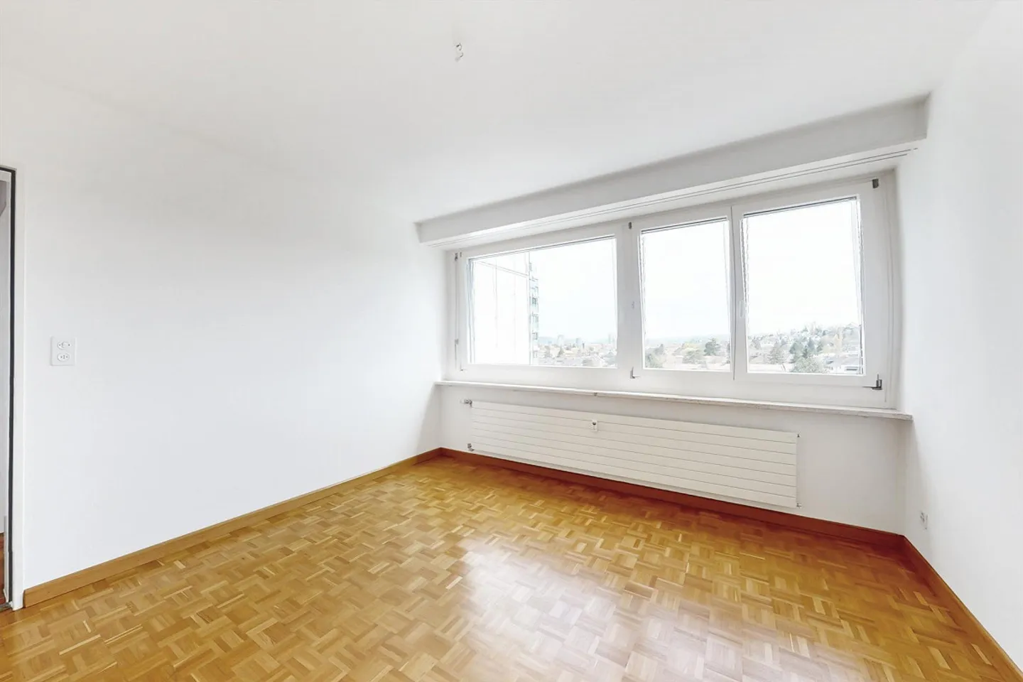 Helle Wohnung mit einem Jahr Einstellplatz gratis! - Foto 5 von 7